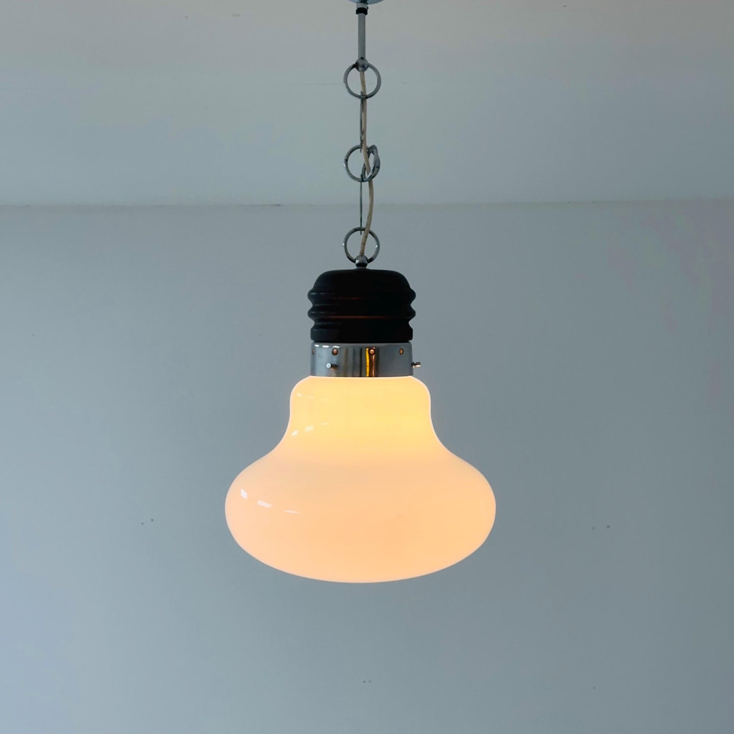 Mid century pop art Arianna Bulb Cwiling Lamp attributed to Piero Brombin for Artemide, 1960s Italy