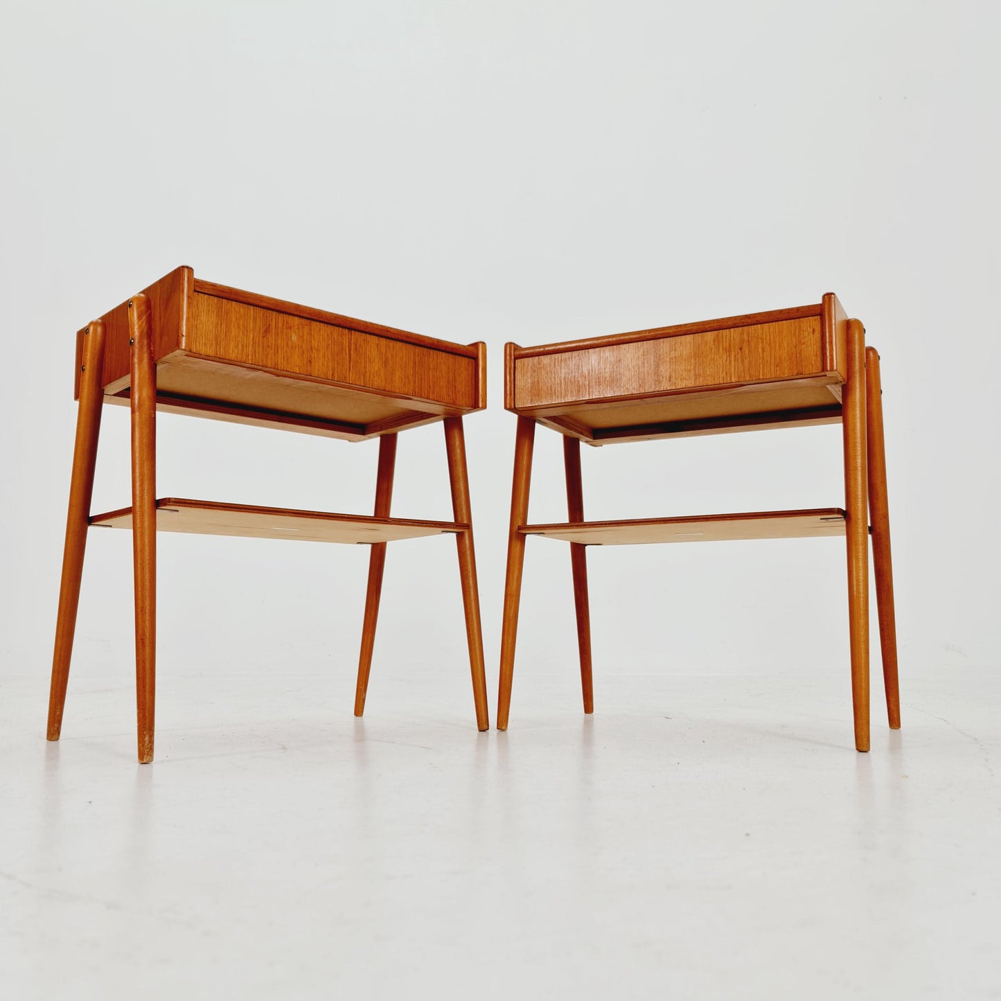 Pair of Swedish Midcentury Teak Vintage Side table/ Bedside table/ Night stand by Carlström & Co, 1960s