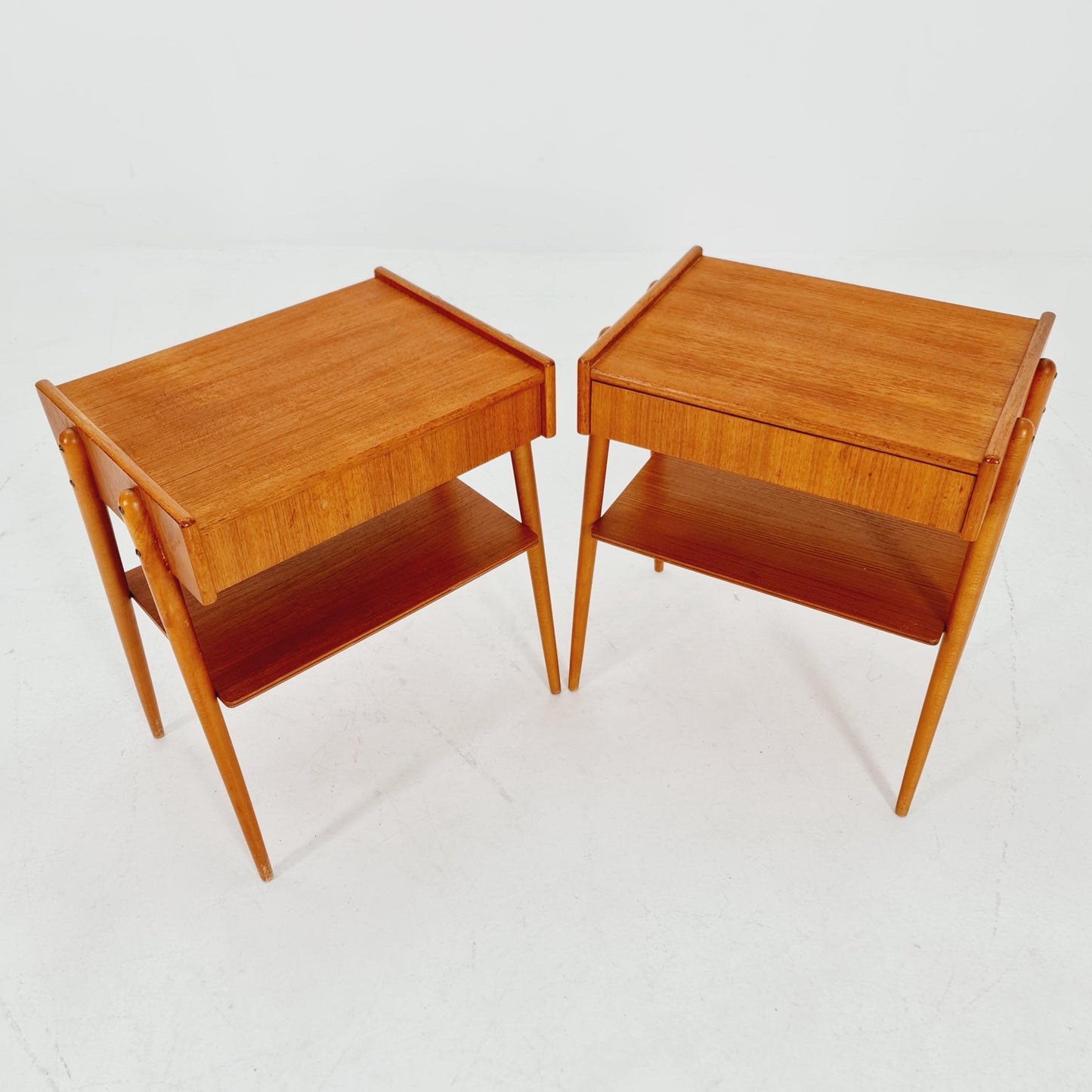 Pair of Swedish Midcentury Teak Vintage Side table/ Bedside table/ Night stand by Carlström & Co, 1960s
