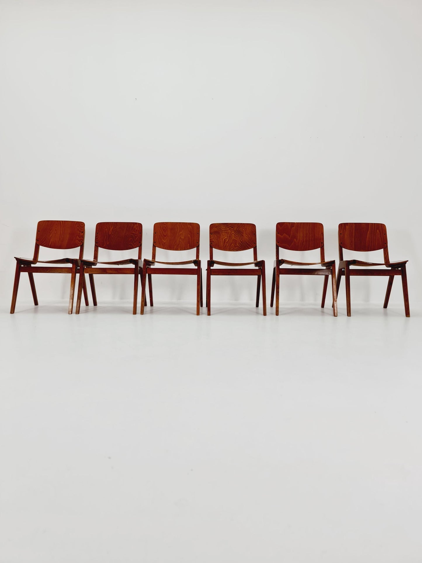 1 of 6 Mid century Bauhaus Dining Chairs By Thonet , Germany , 1960s