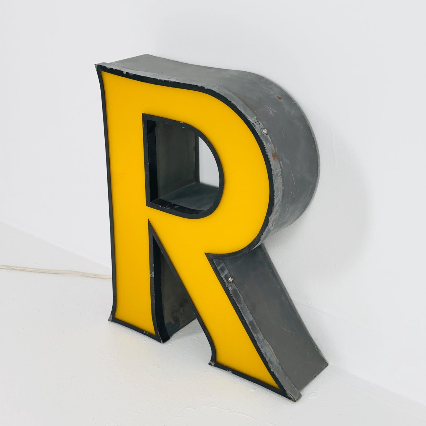 Mid century Large Illuminated Letter “R” – Yellow Plexiglass & Metal Sign Germany 1980s