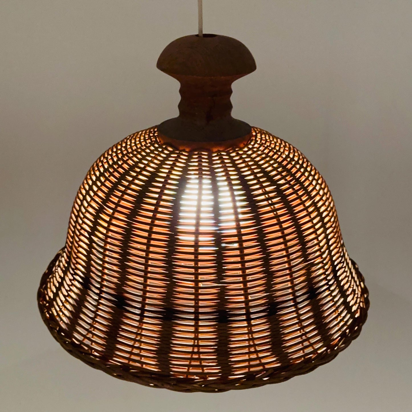 Bambus Rattan wooden Mid-Century chandelier 1960s