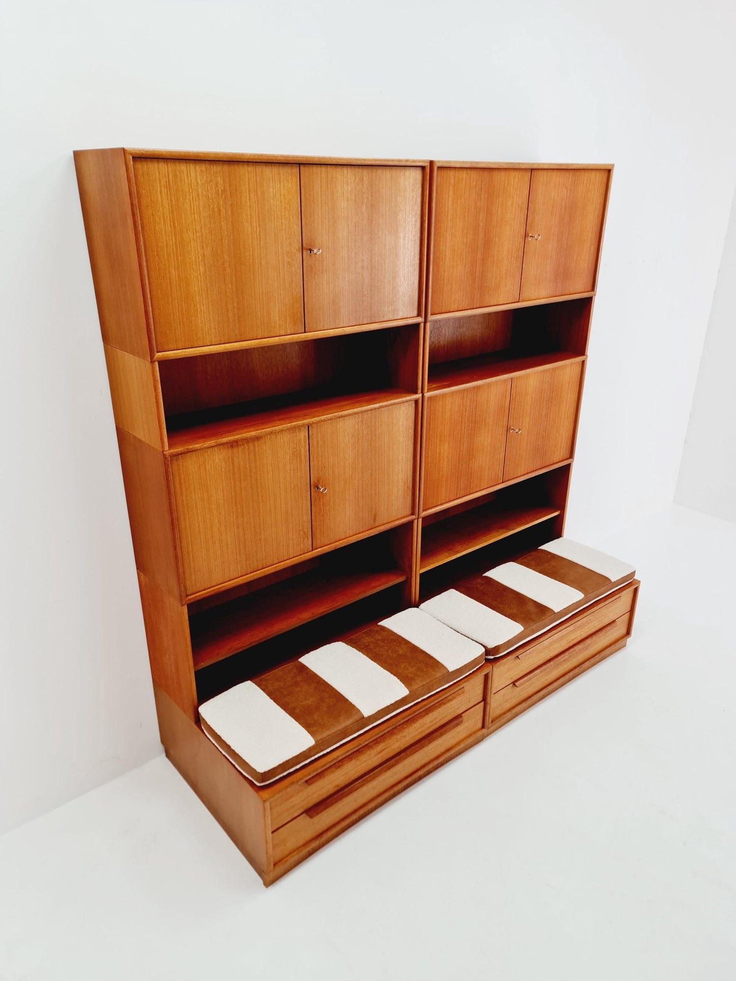 German vintage bookshelf system/ book case teak by WK Möbel 1960s
