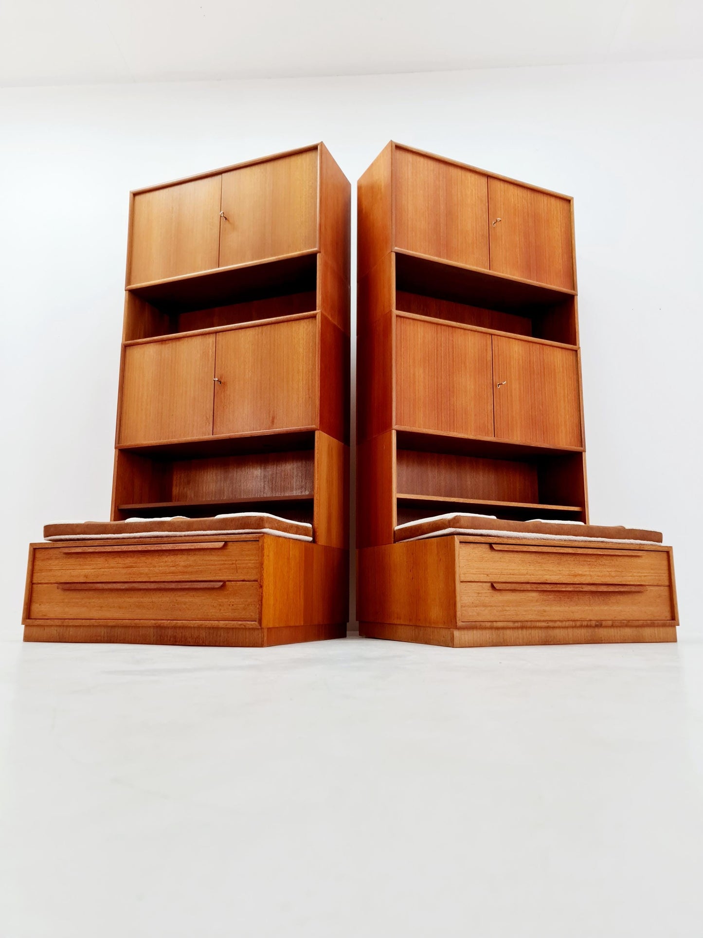 German vintage bookshelf system/ book case teak by WK Möbel 1960s