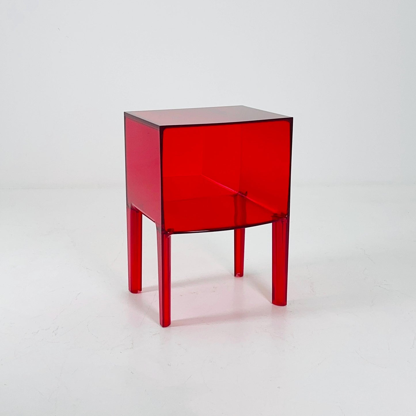 Spaceage Kartell Ghost Buster by Philippe Starck - Eugeni Quitllet – Red Transparent Side Table, for Kartell italy , 2010s
