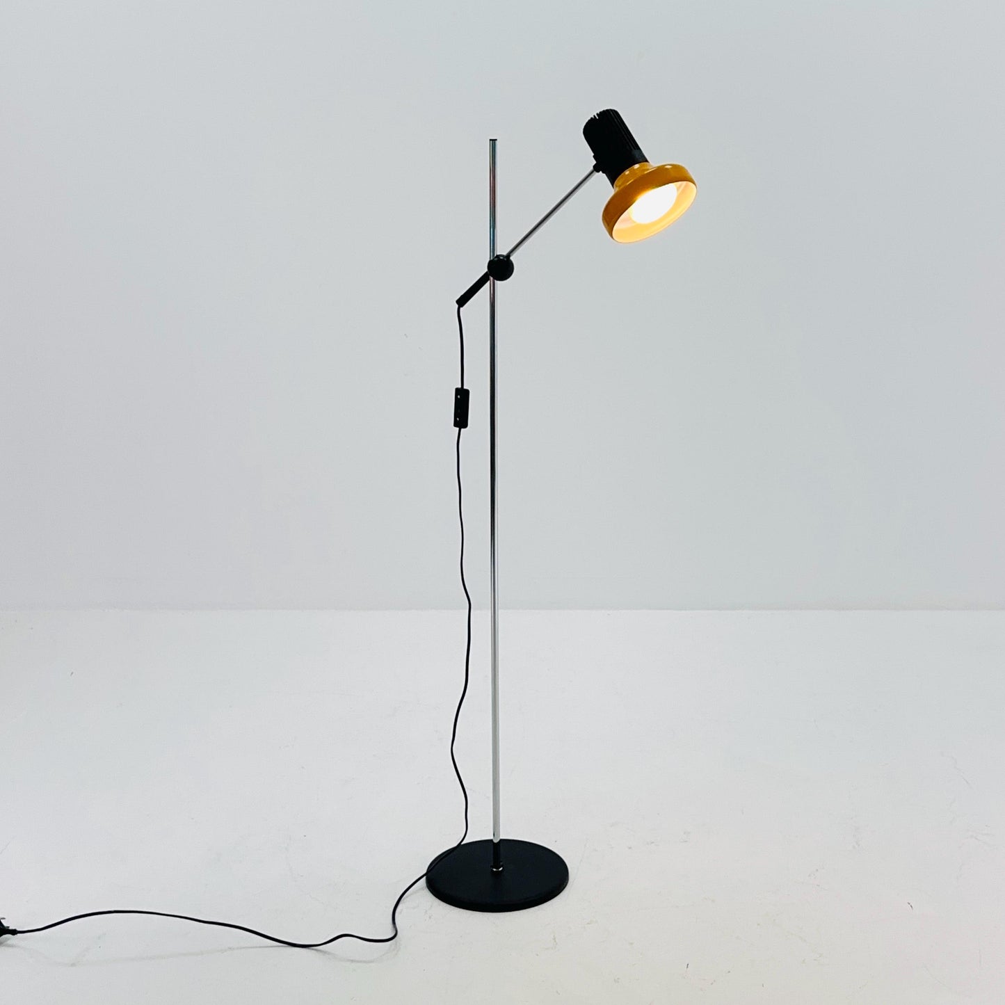 Mid century Hustadt Leuchten Floor Lamp – Adjustable Chrome & yellow Metal Head , 1980s Germany