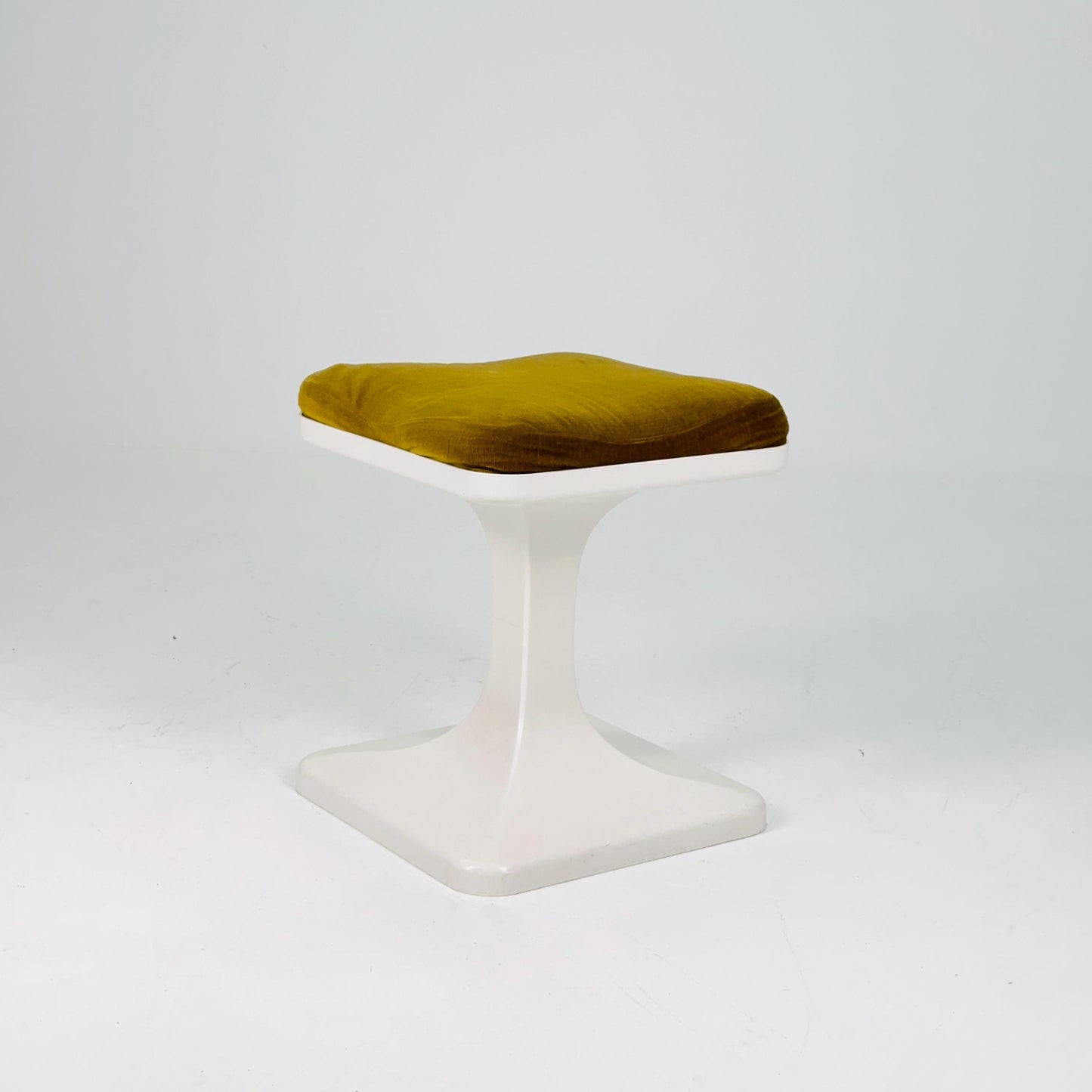 Mid-Century Space Age mustard Stool by Luigi Colani for Sulo Caroline, 1970s