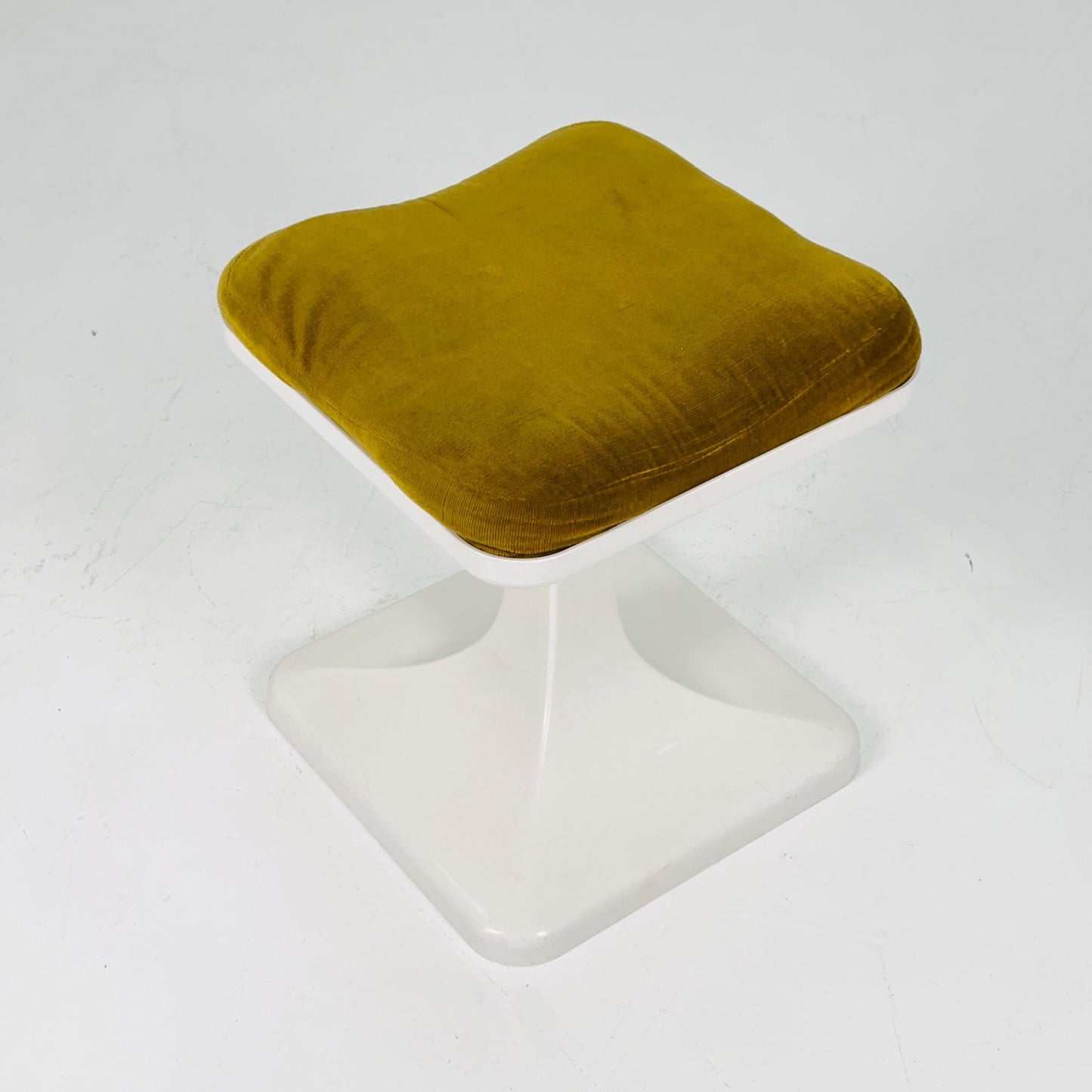 Mid-Century Space Age mustard Stool by Luigi Colani for Sulo Caroline, 1970s