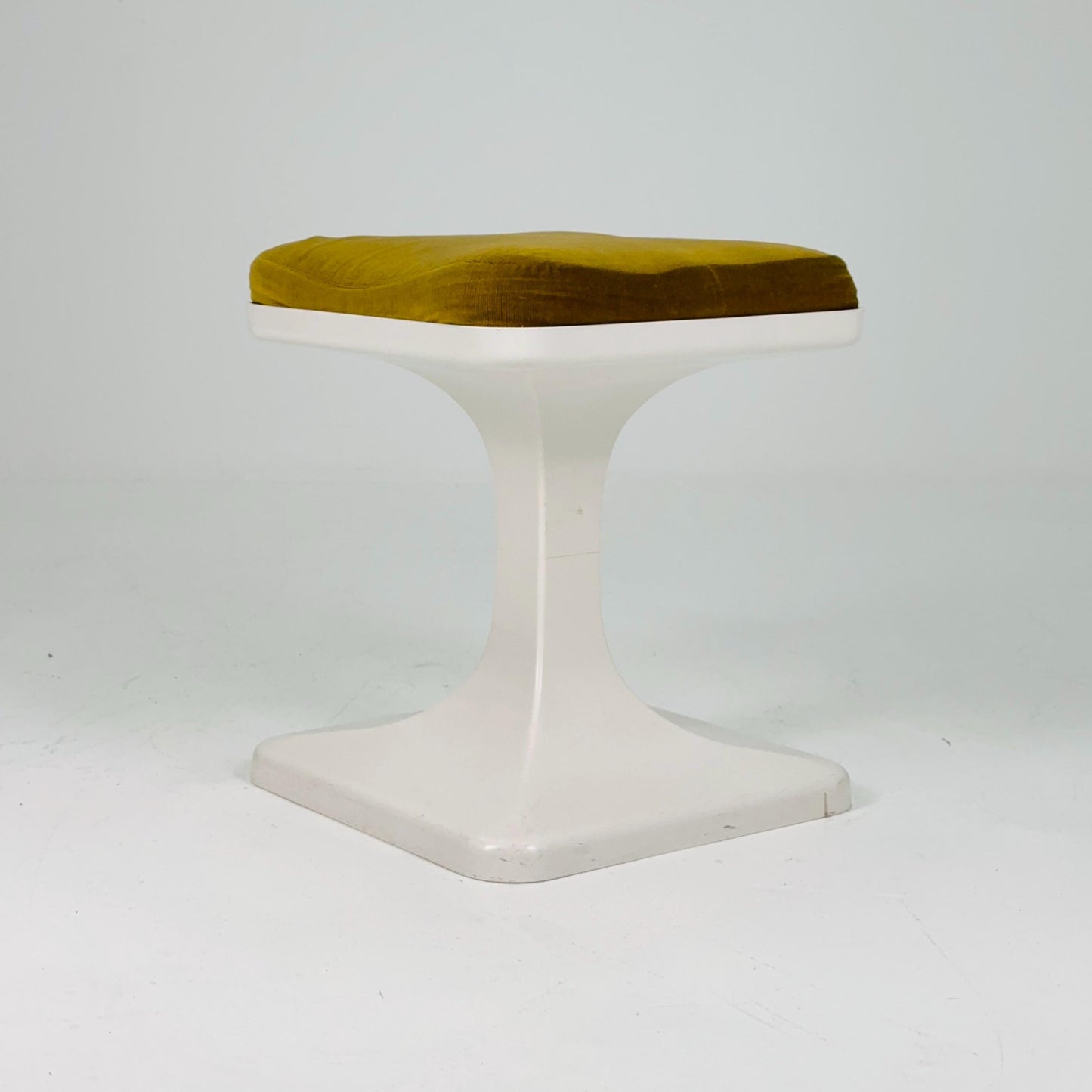 Mid-Century Space Age mustard Stool by Luigi Colani for Sulo Caroline, 1970s