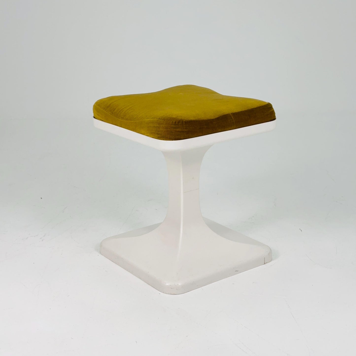 Mid-Century Space Age mustard Stool by Luigi Colani for Sulo Caroline, 1970s