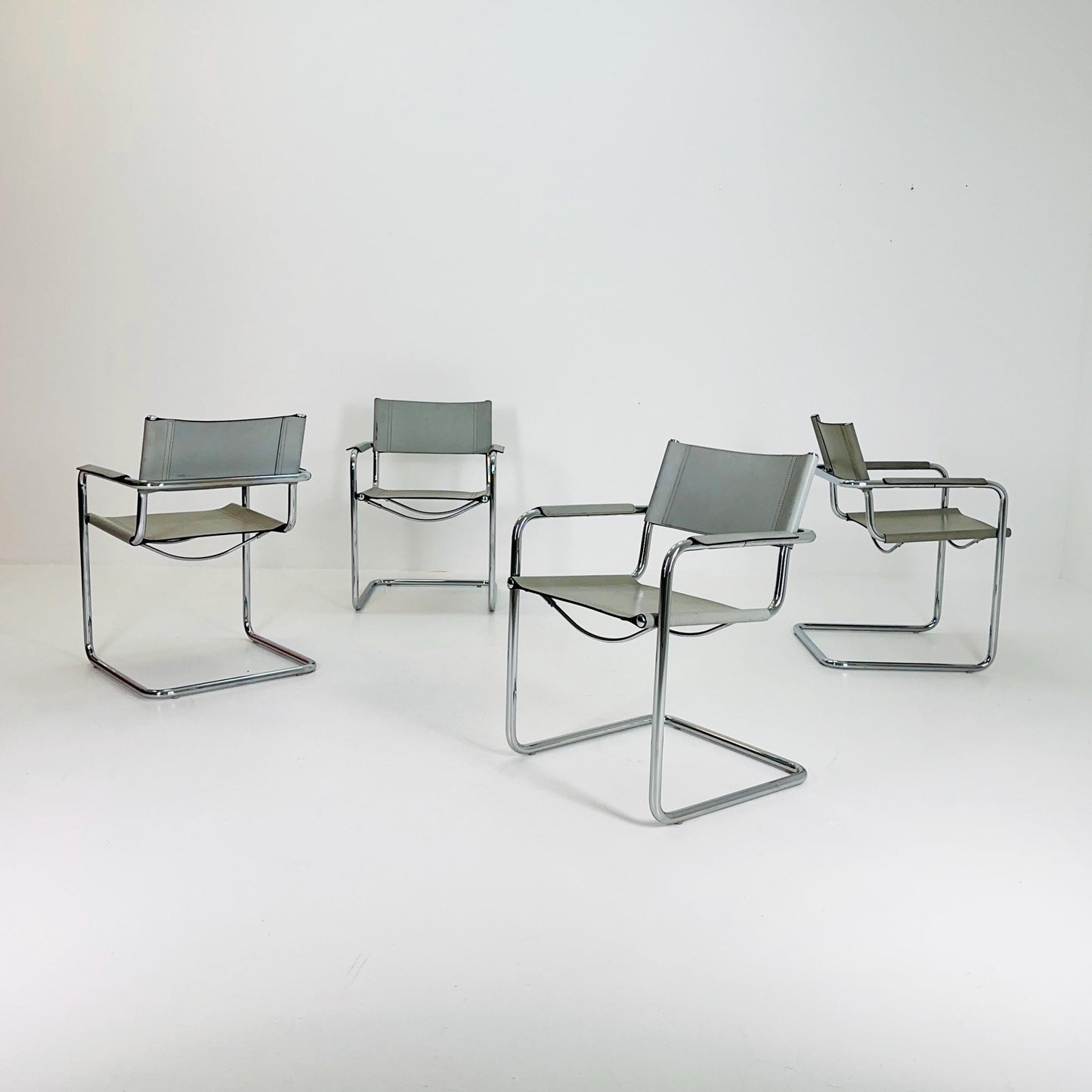 Set of 4 Mid century MG5 Centro Studi desk armchair by Mart Stam & Marcel Breuer for Matteo Grassi, 1970s Italy