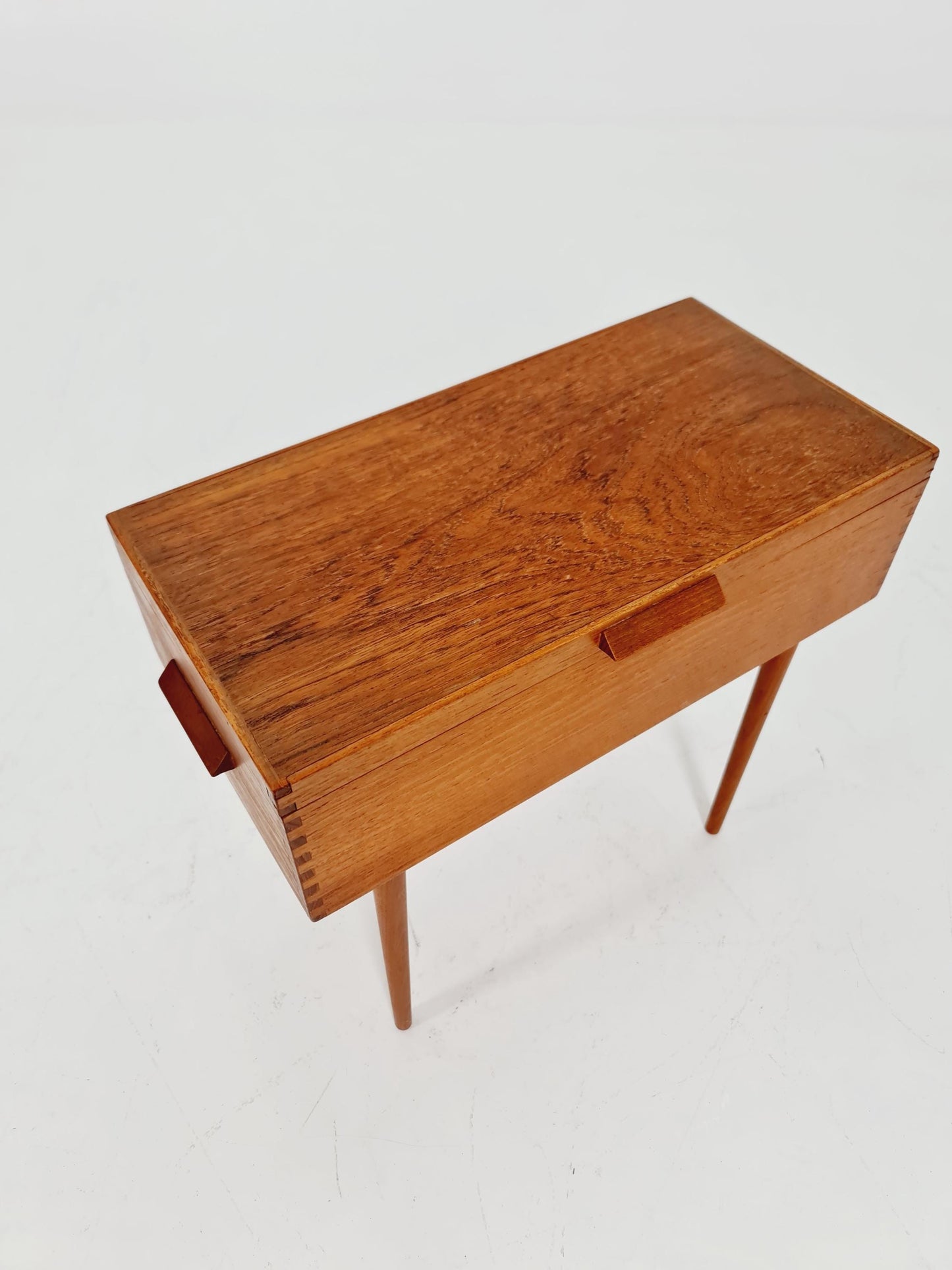 Vintage Dansih teak sweing table/ side table cabinet, 1960s