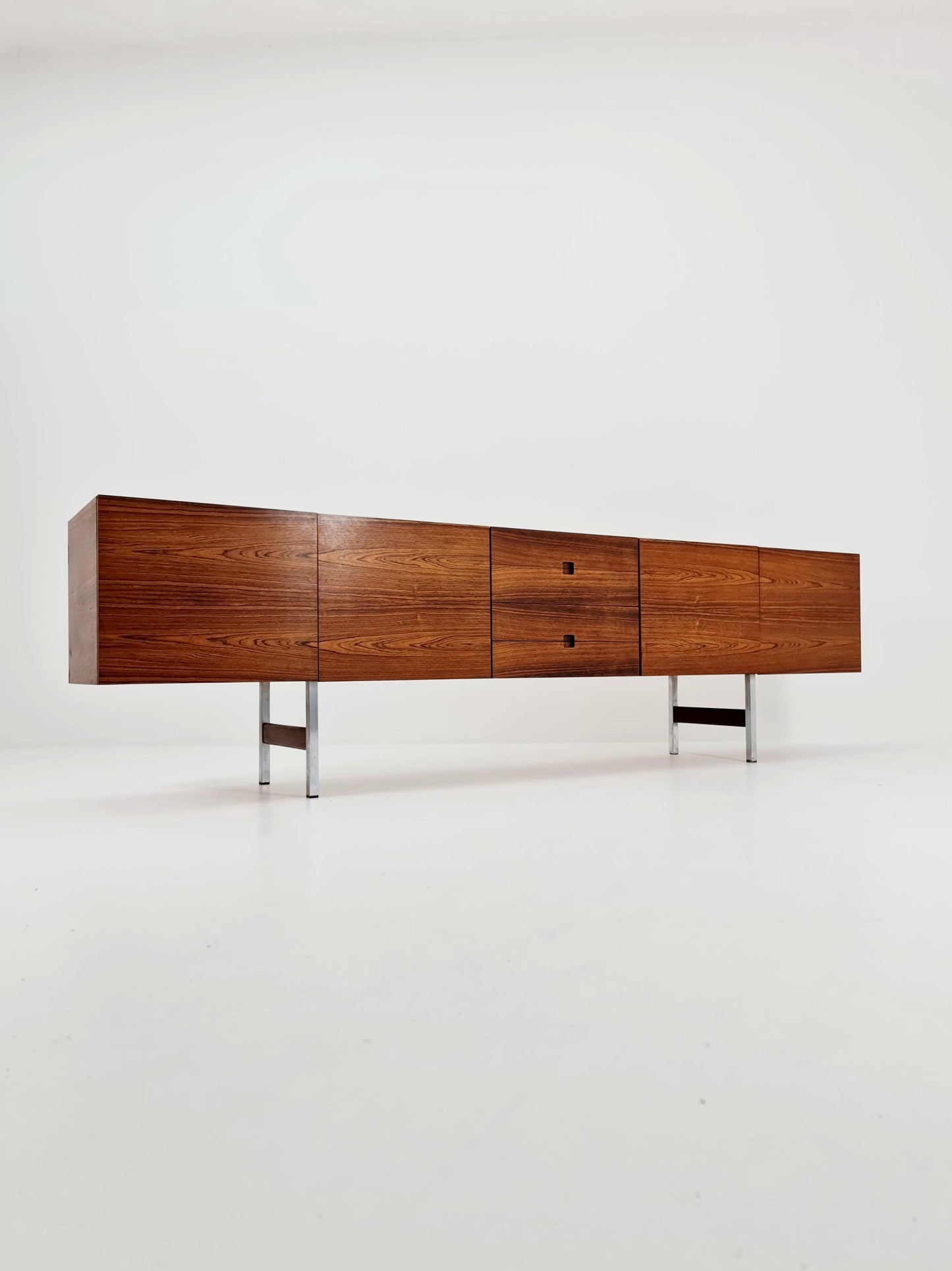 Super Rare Mid Century Modern Danish Sideboard Rose wood, 1960s