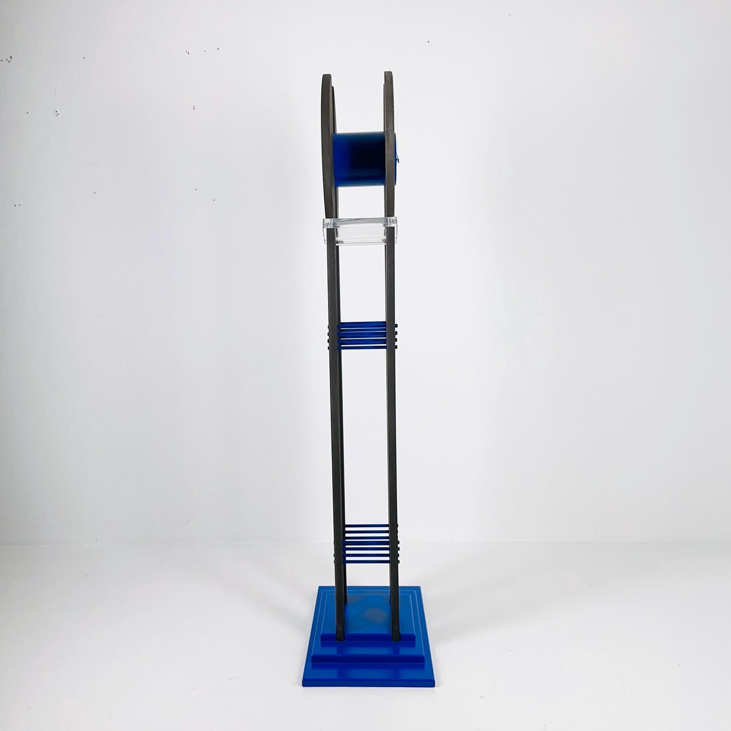 Mid-Century Standing Clock – Postmodern Memphis Design – Plexiglass & Wood France 1980s