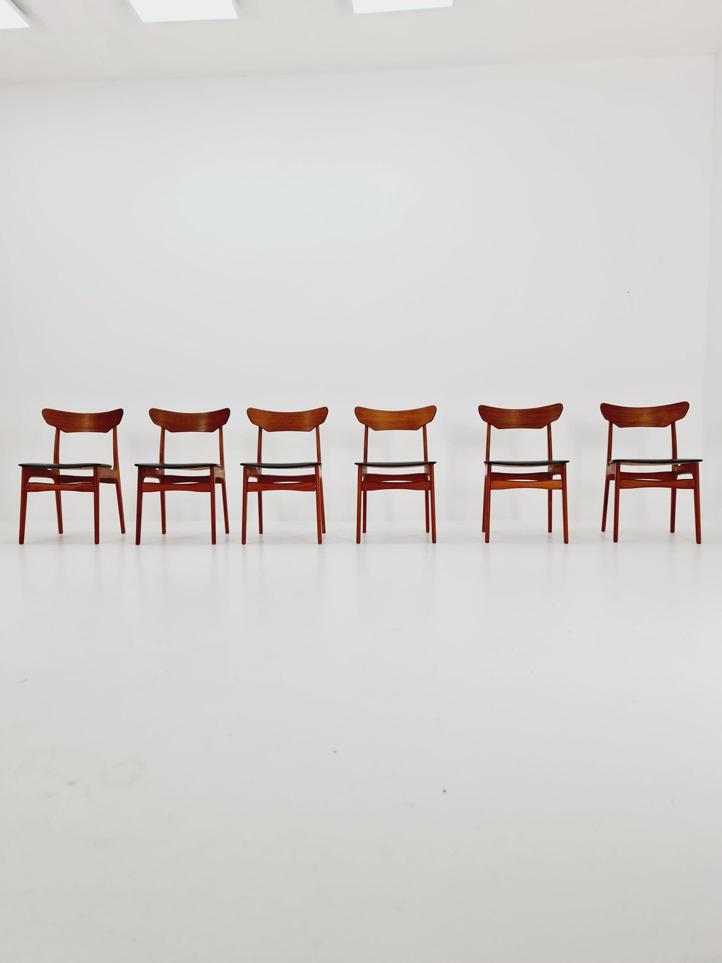 Mid Century Dansih Teak and Leather chair by schiønning & Elgaard ,1960s Set of 6