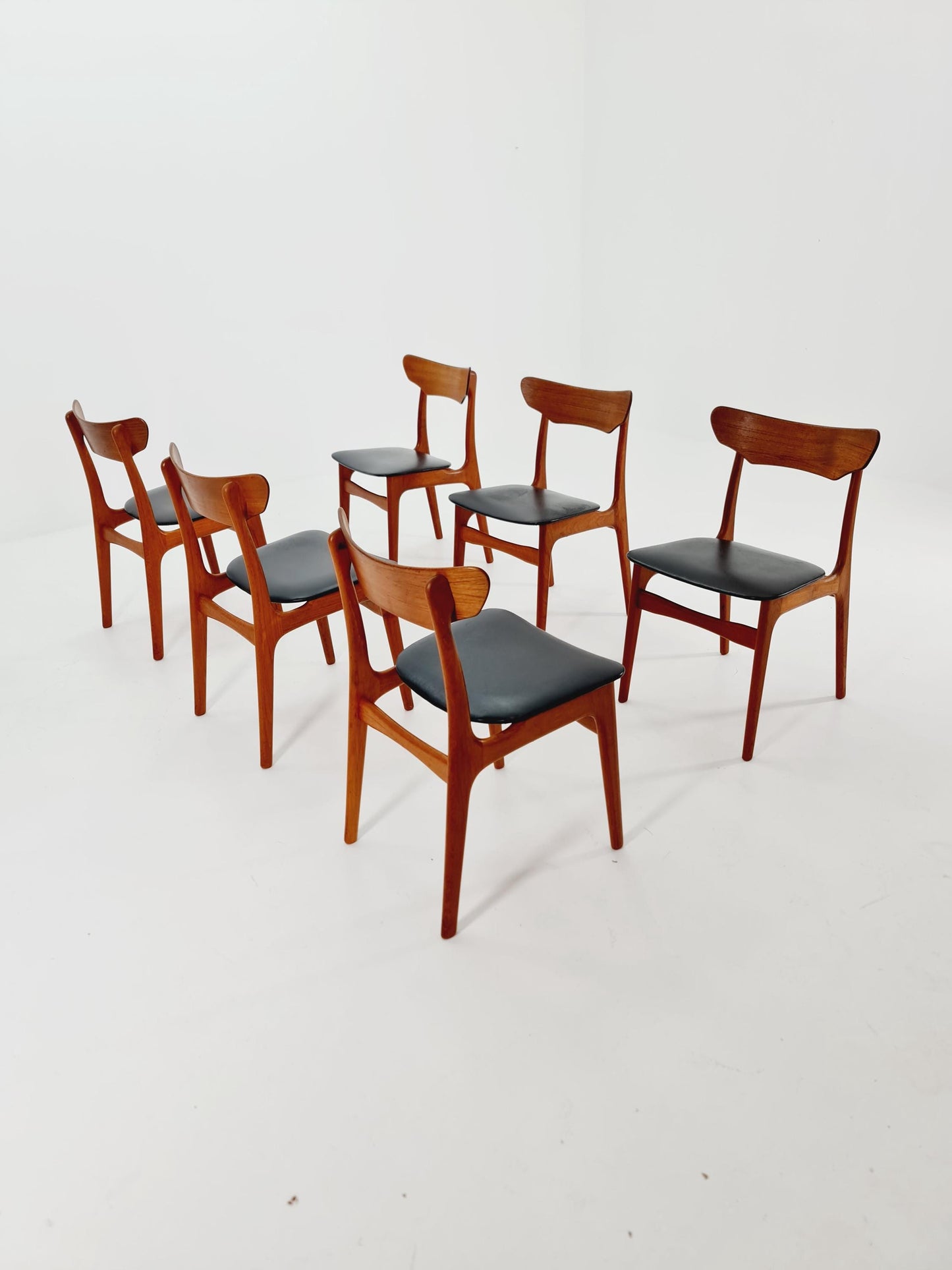 Mid Century Dansih Teak and Leather chair by schiønning & Elgaard ,1960s Set of 6