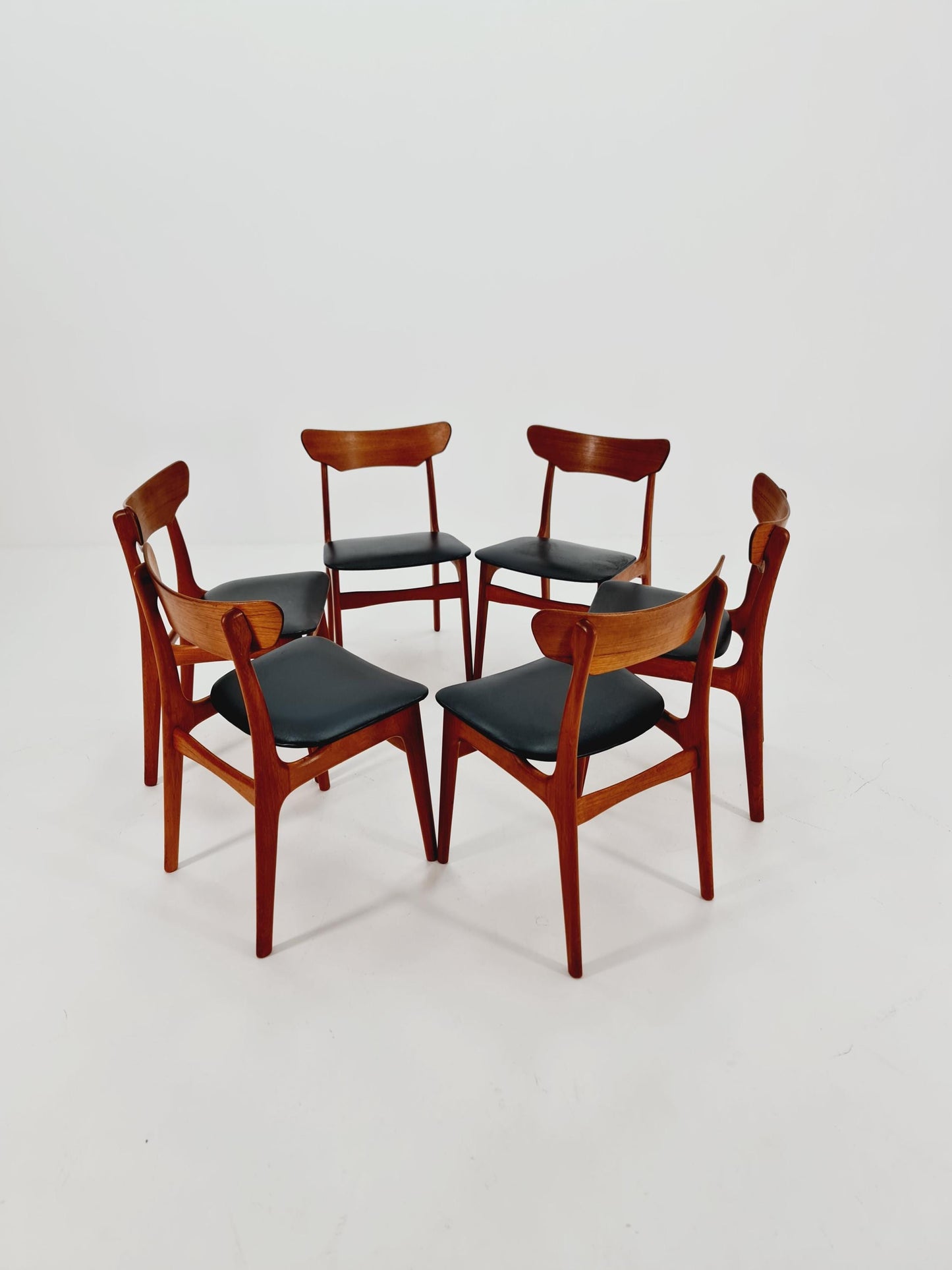Mid Century Dansih Teak and Leather chair by schiønning & Elgaard ,1960s Set of 6