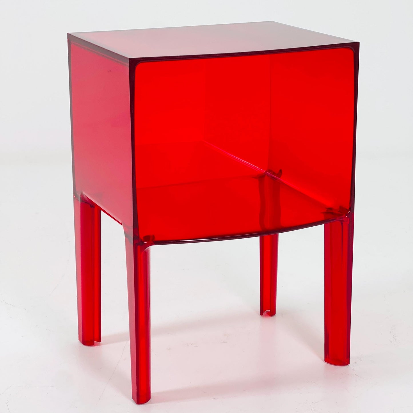 Spaceage Kartell Ghost Buster by Philippe Starck - Eugeni Quitllet – Red Transparent Side Table, for Kartell italy , 2010s