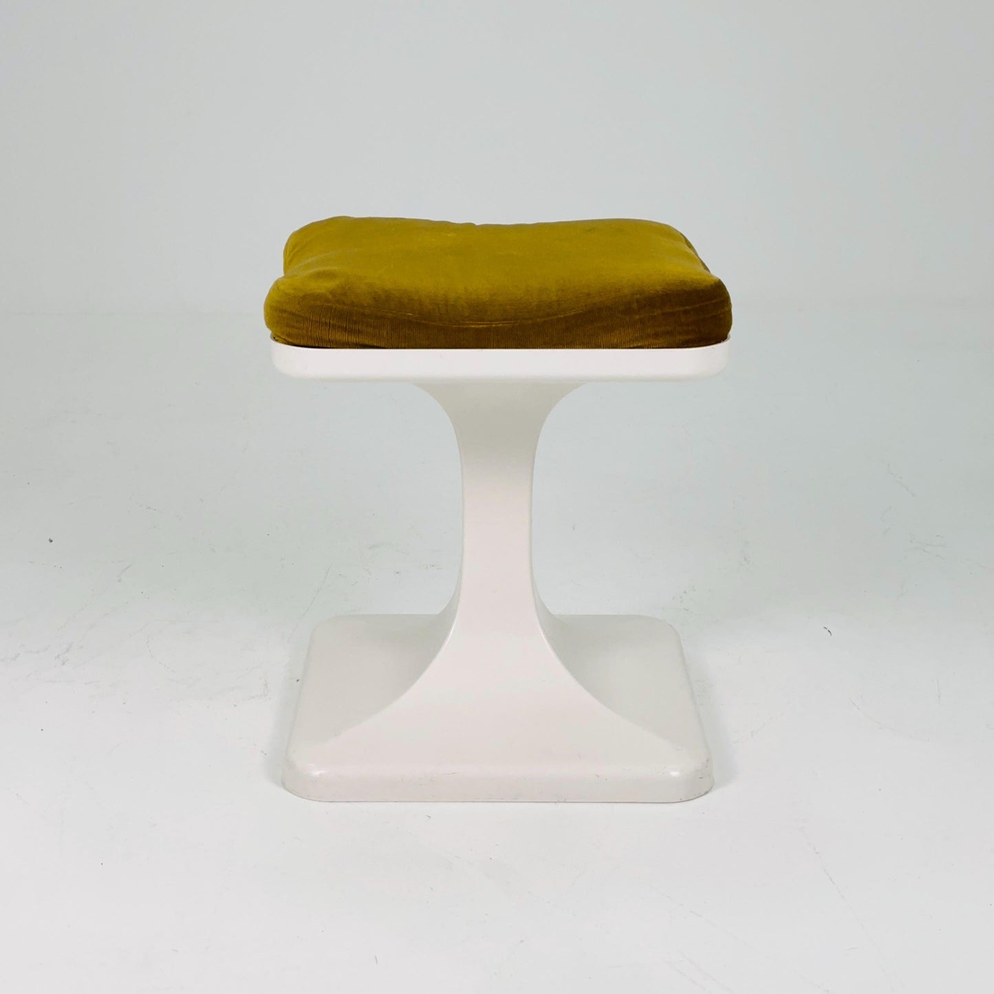 Mid-Century Space Age mustard Stool by Luigi Colani for Sulo Caroline, 1970s