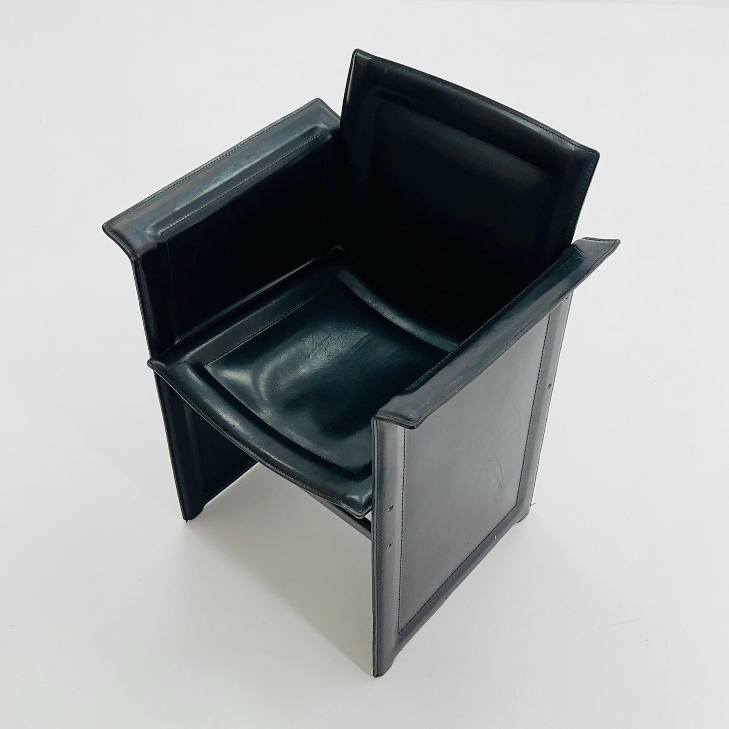 1 of 2 Mid-Century Italian “Korium” KM1 Black Leather Armchair by Tito Agnoli for Matteo Grassi, 1970s
