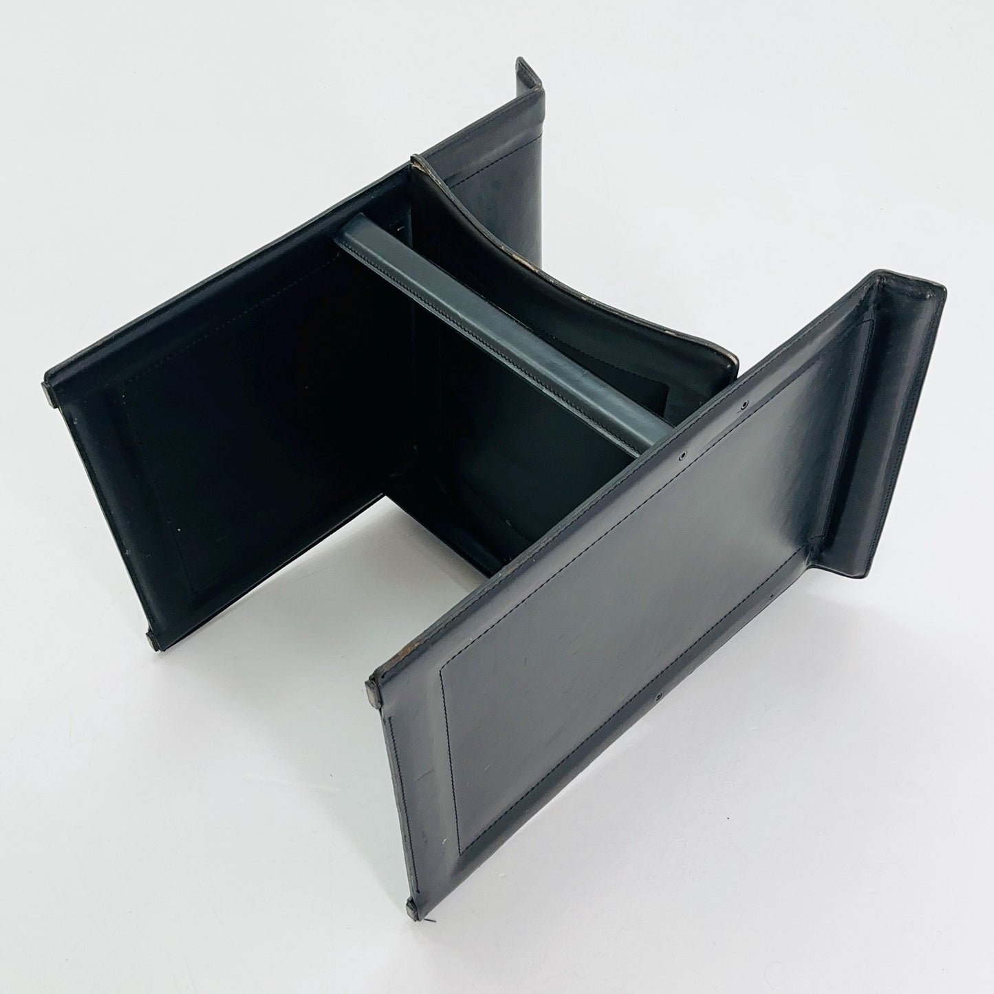 1 of 2 Mid-Century Italian “Korium” KM1 Black Leather Armchair by Tito Agnoli for Matteo Grassi, 1970s
