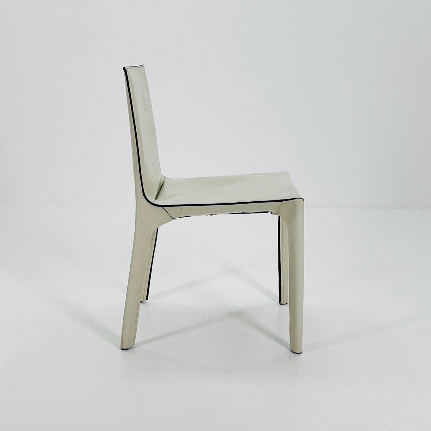Mid century Cab 412 Chair in White Cream Leather by Mario Bellini for Cassina, 1970s — Italy