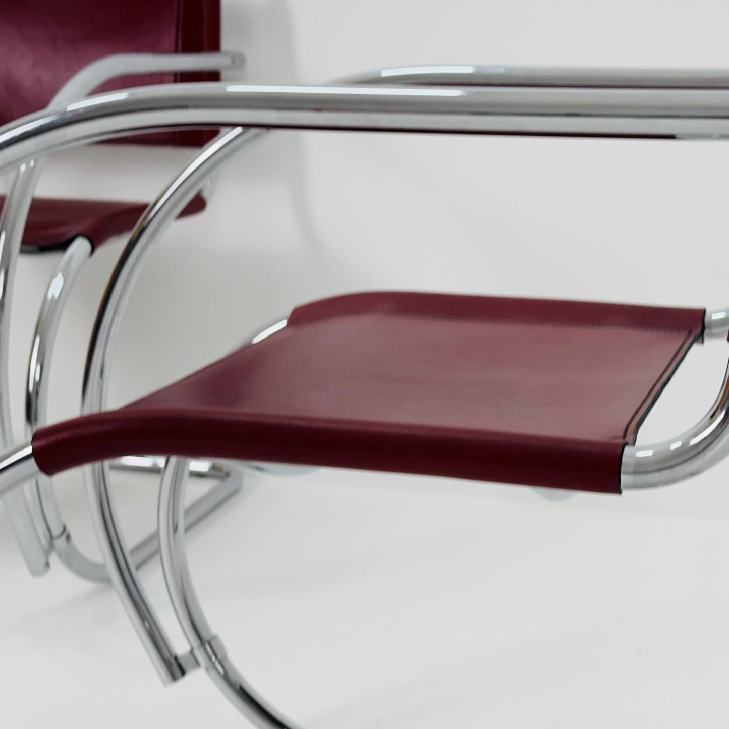 Set of 2 Mid century Cantilever Freischwinger MR20 Armchair by Ludwig Mies van der Rohe for Fasem Italy, 1980s