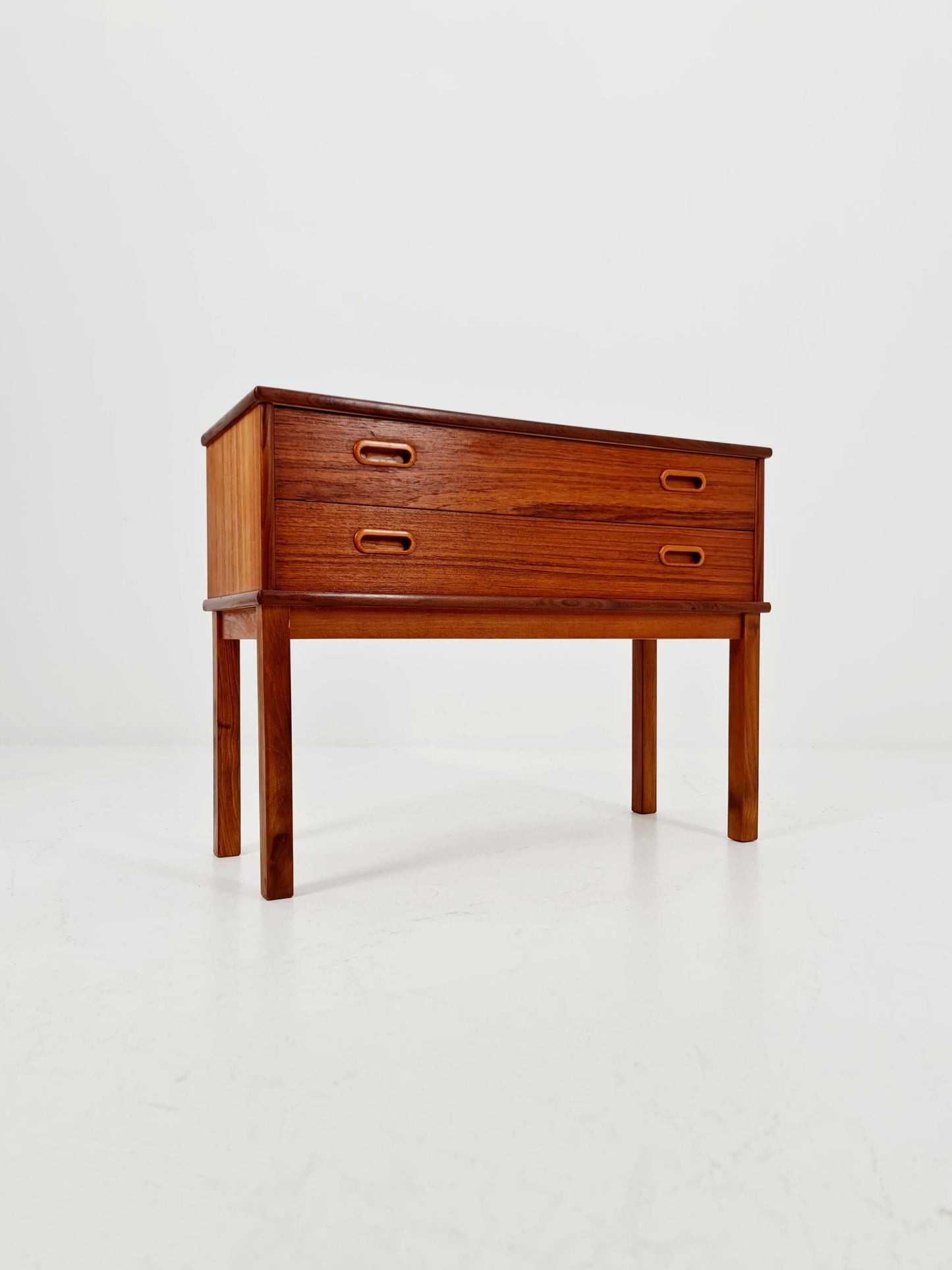 Midcentury danish design chest of drawers / drawer dresser /2 drawers cabinet, 1960s
