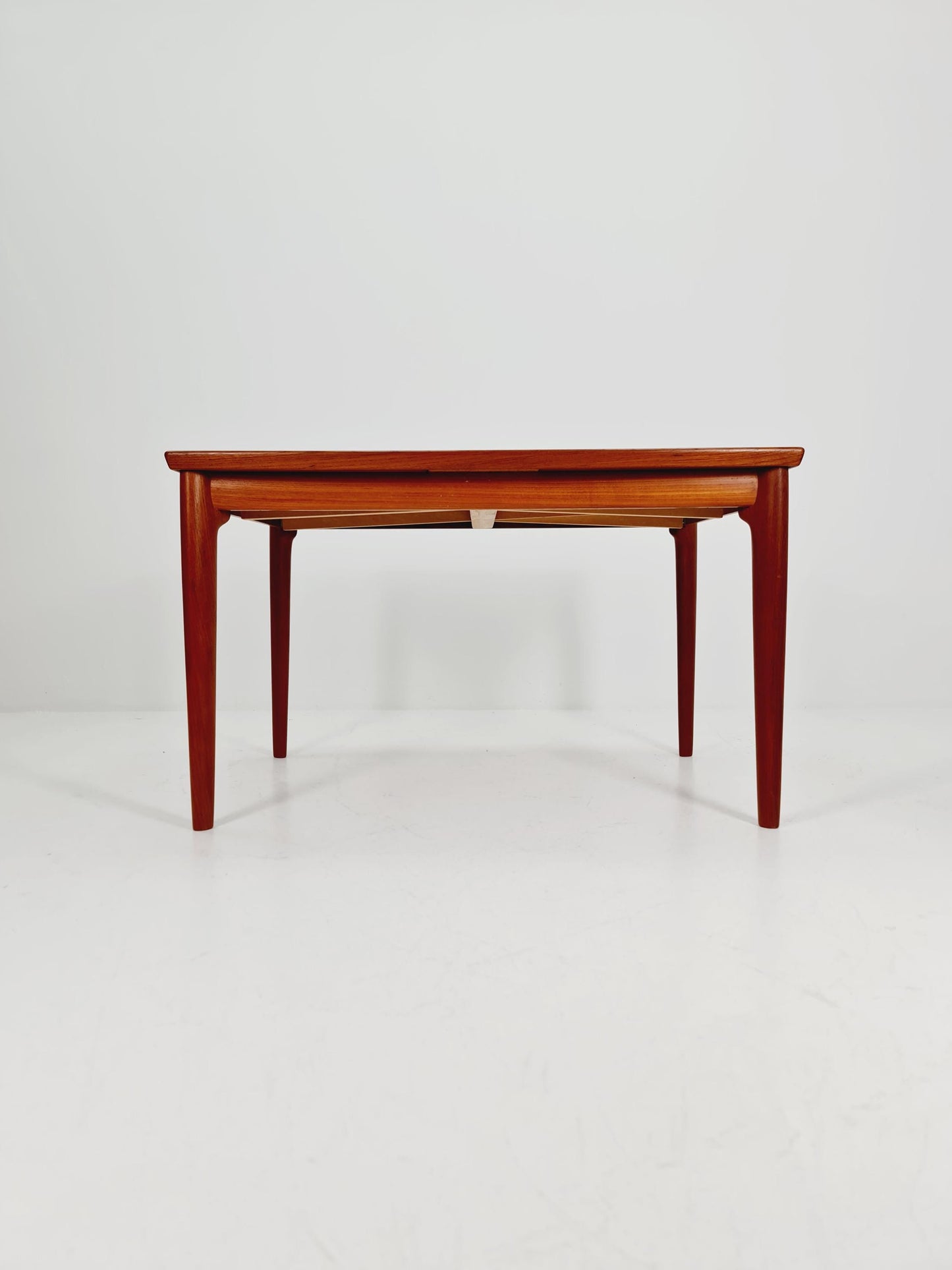 Danish Henning Kjaernulf rectangular teak table with two extension leaves, Denmark 1960s