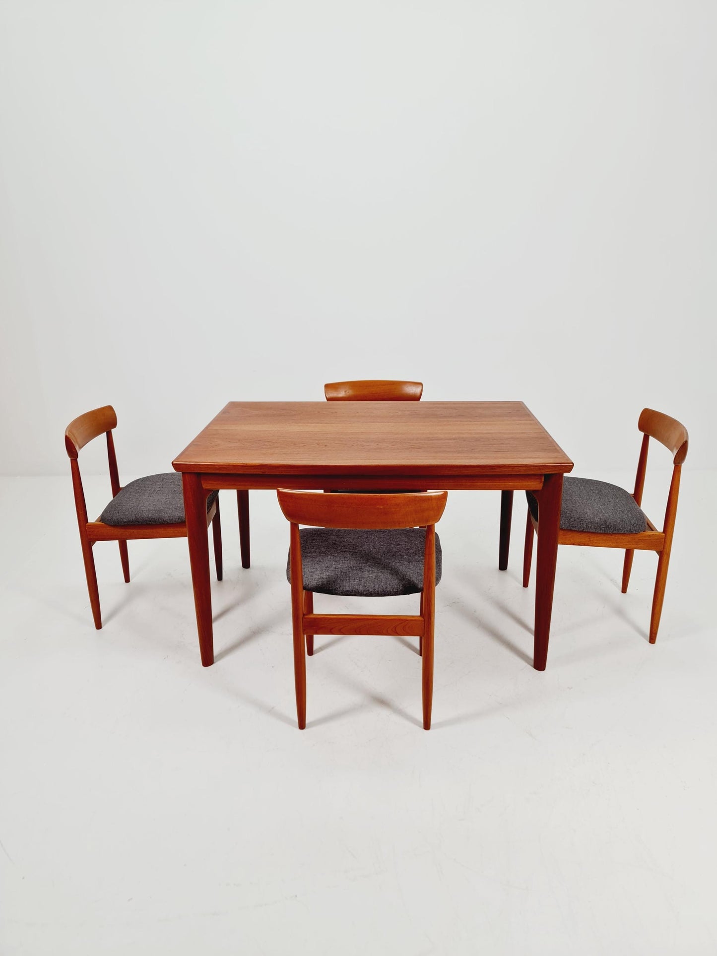 Danish Henning Kjaernulf rectangular teak table with two extension leaves, Denmark 1960s
