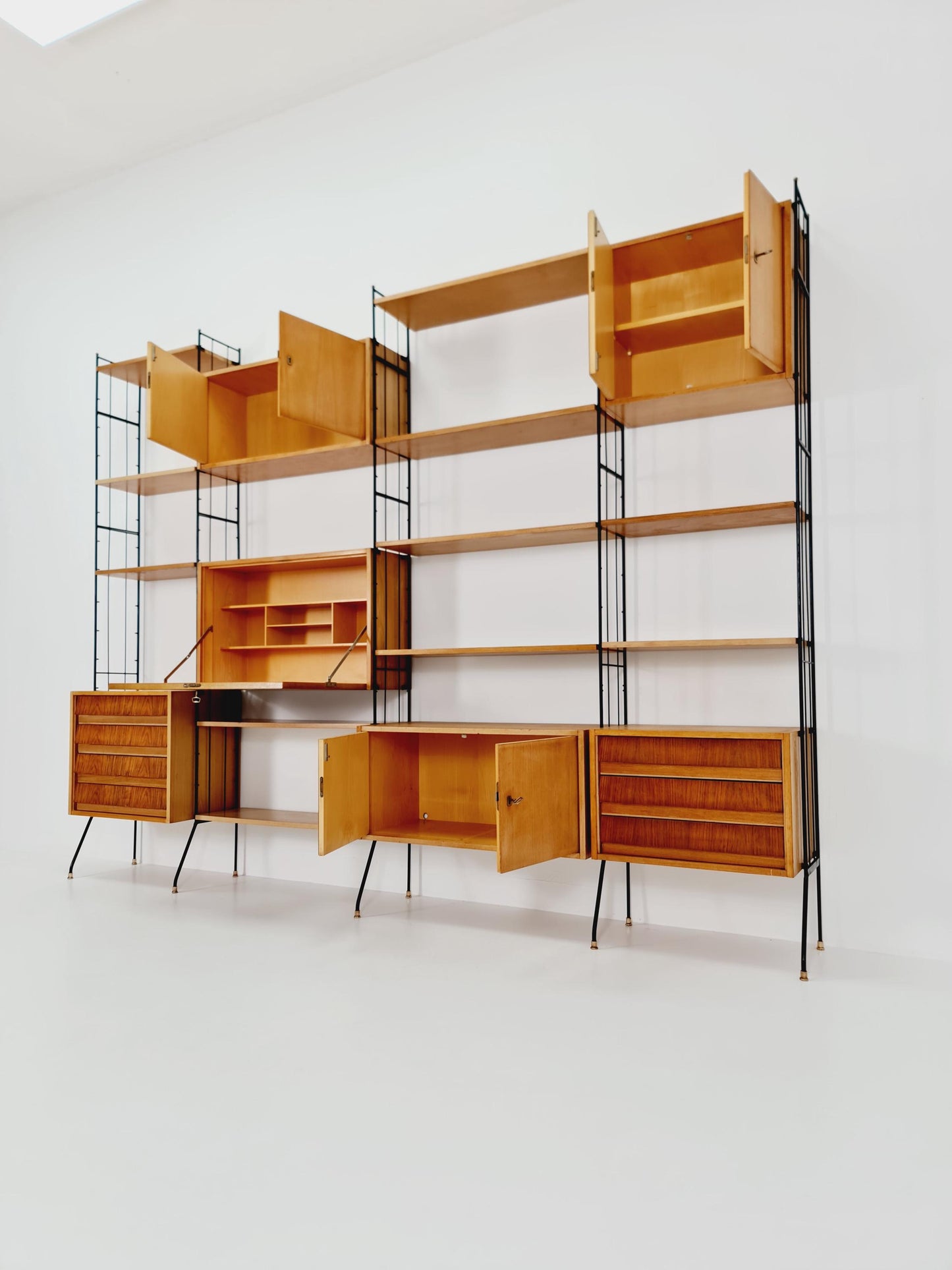 Freestanding string shelf-system unit bookcase ash ,walnut & metal by koch Möbel Germany, 1950s