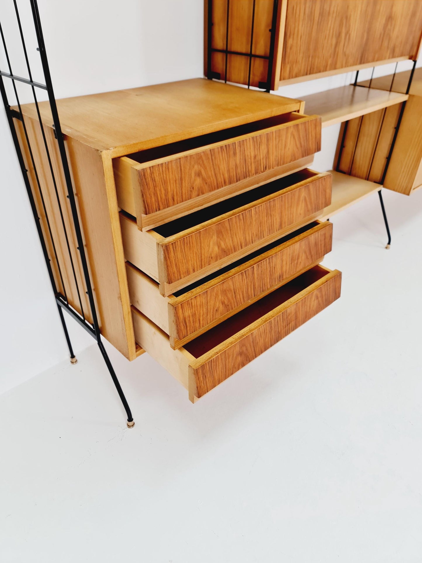 Freestanding string shelf-system unit bookcase ash ,walnut & metal by koch Möbel Germany, 1950s