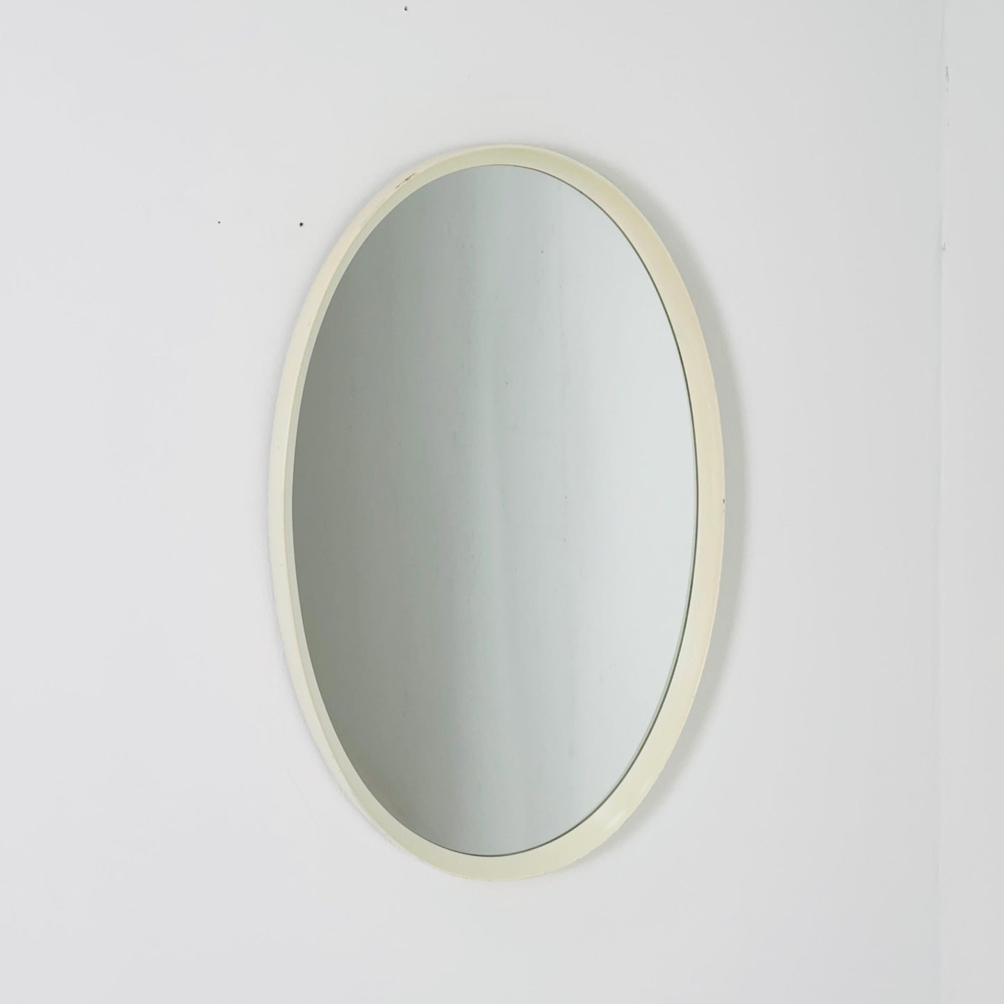 Space Age Mid-Century Oval Wall Mirror, 1970s Italy