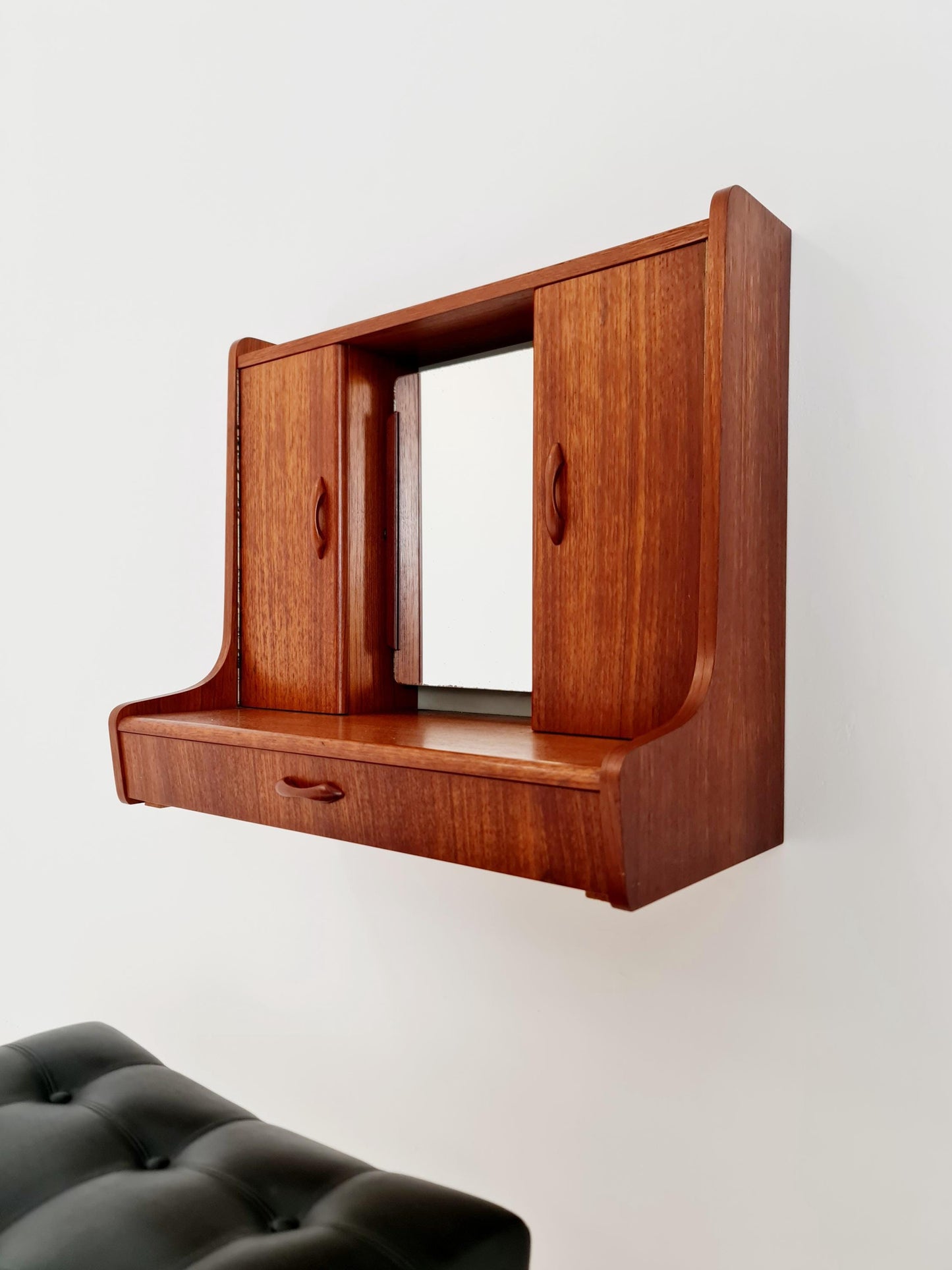 Mid Century Modern Danish Teak vanity hanging table with stool make up table by Fröseke for AB nybrofabriken, 1960s