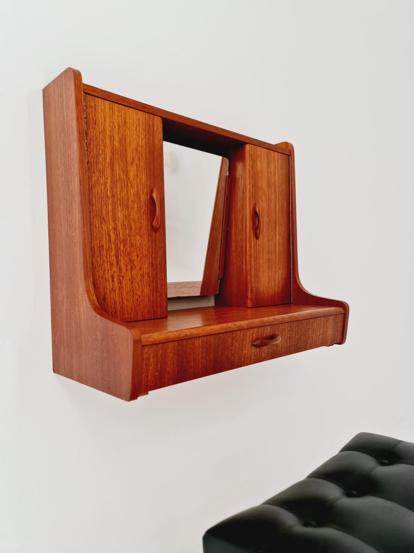 Mid Century Modern Danish Teak vanity hanging table with stool make up table by Fröseke for AB nybrofabriken, 1960s