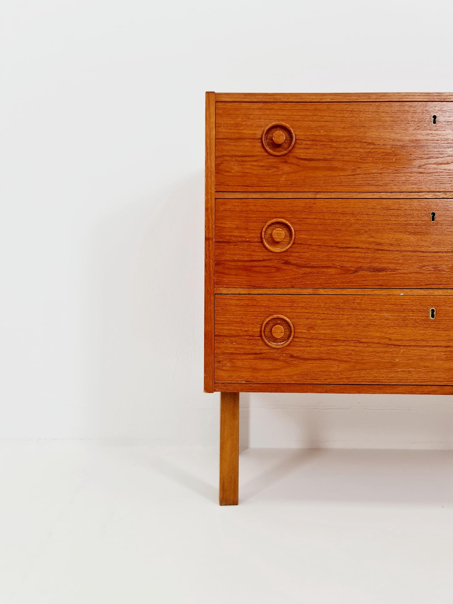 Midcentury danish design chest of drawers / drawer dresser /3 drawers cabinet, 1960s