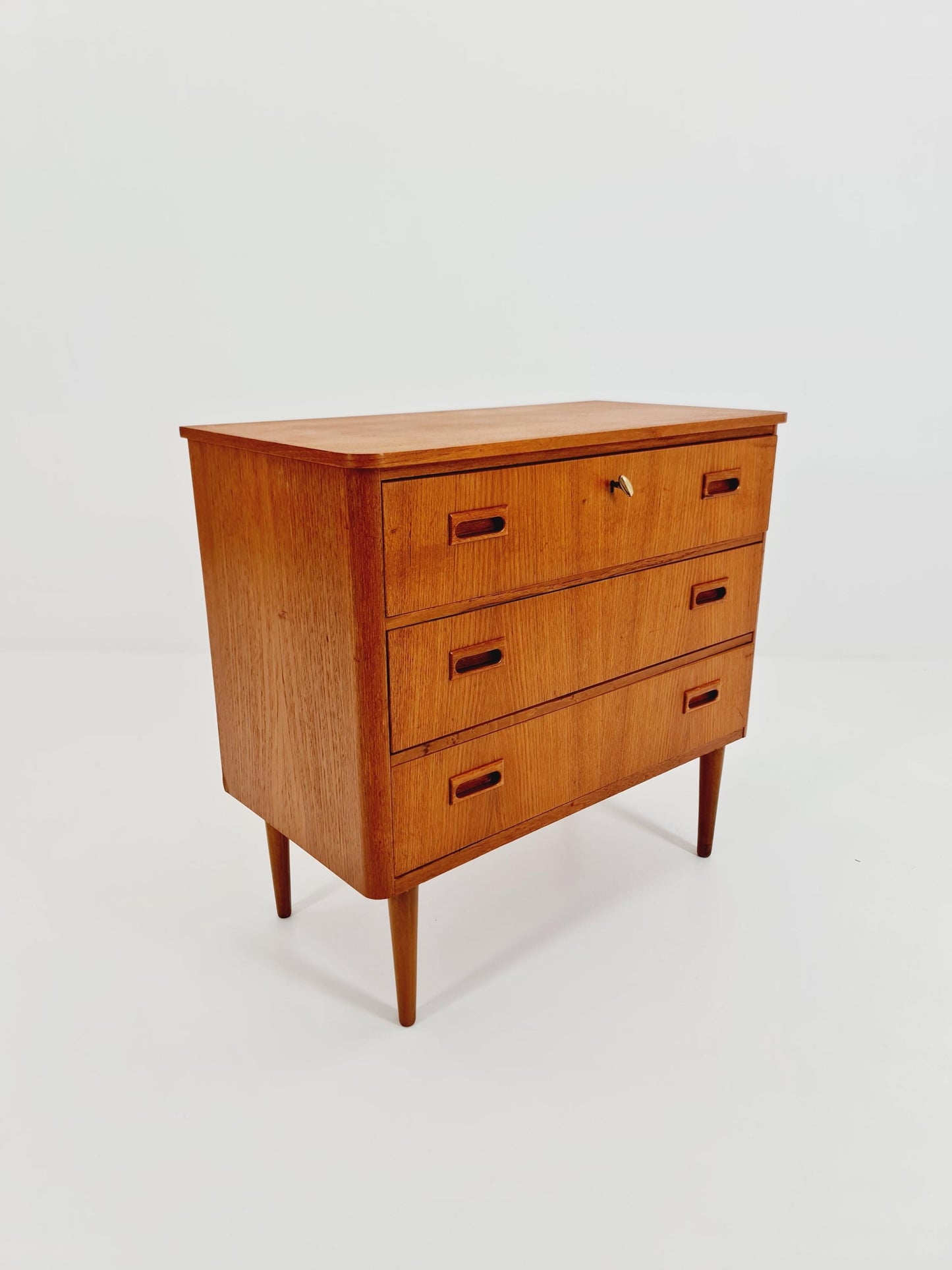 Midcentury danish design chest of drawers / drawer dresser /3 drawers cabinet, 1960s