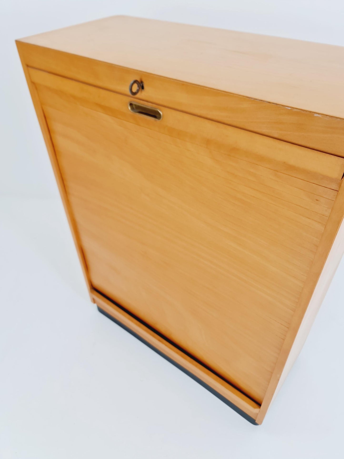 Bauhaus German roll document cabinet Wood by Koncord Möbel , 1930s