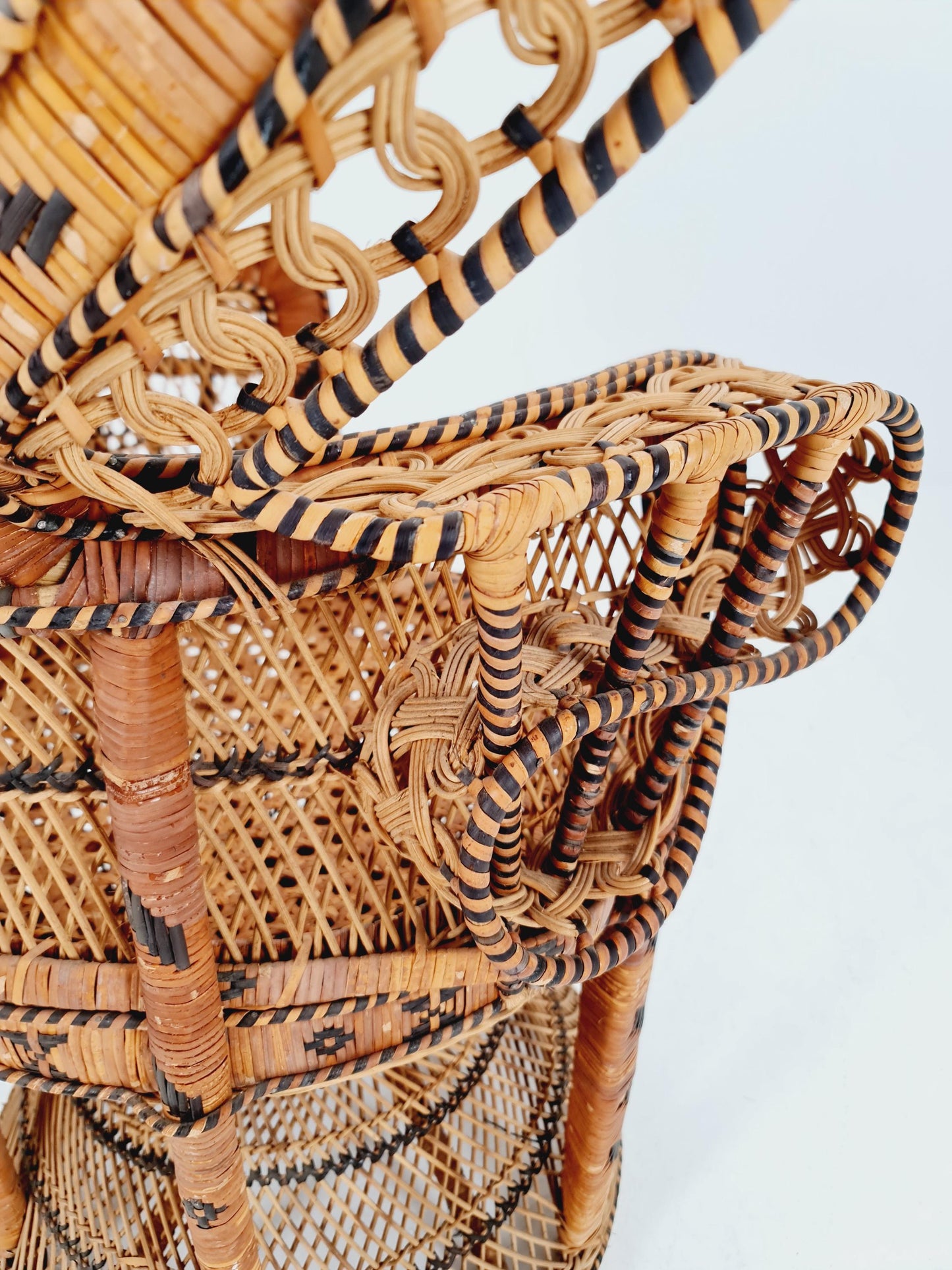 Mid century Classic Wicker Emmanuelle Peacock Chair ca. 1960/70er Jahre