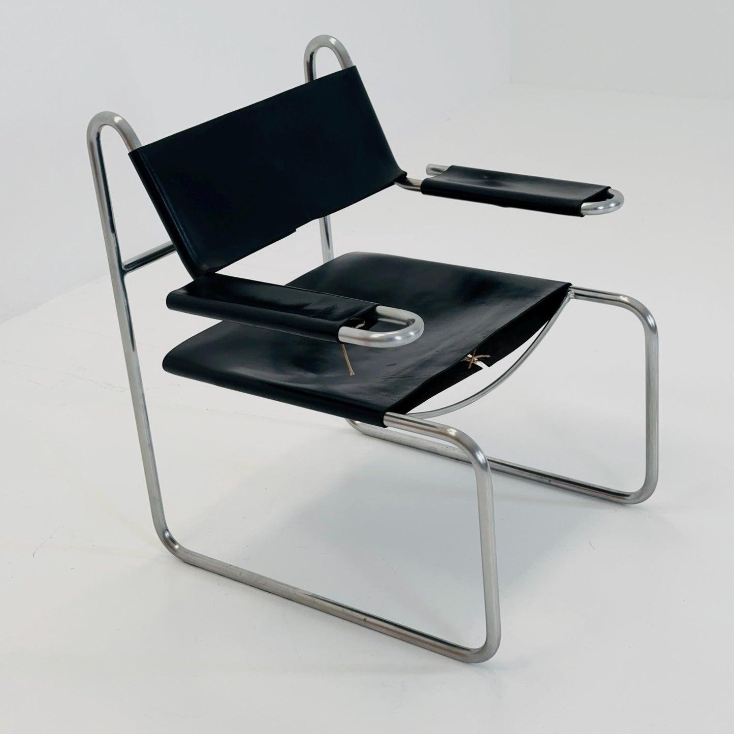 Mid-Century Modern Bauhaus Lounge Chair by Marcel Breuer’s – Italy, 1980s