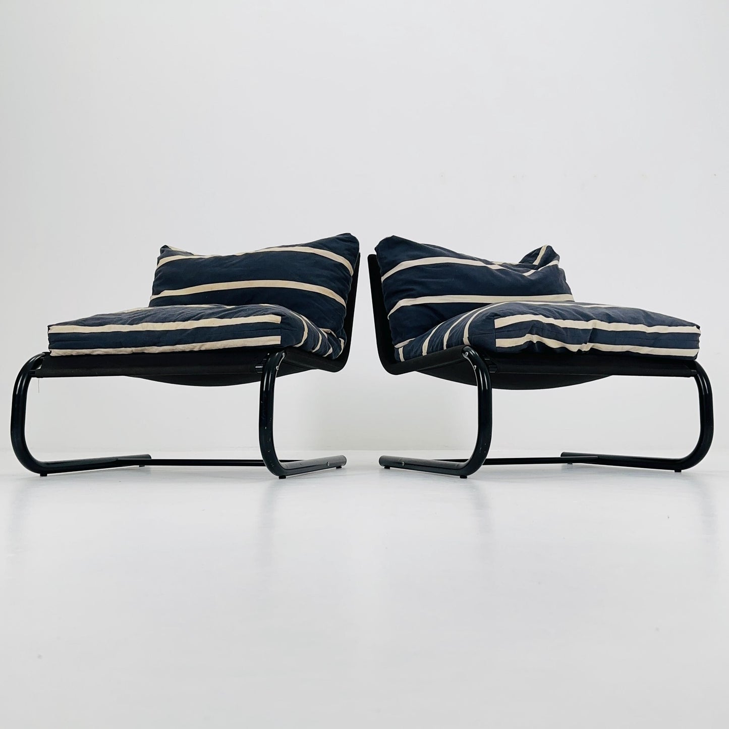 1 of 2 Space Age Stuns Lounge Chairs by Jan Dranger - Johan Huldt for Innovator, Sweden, 1970s