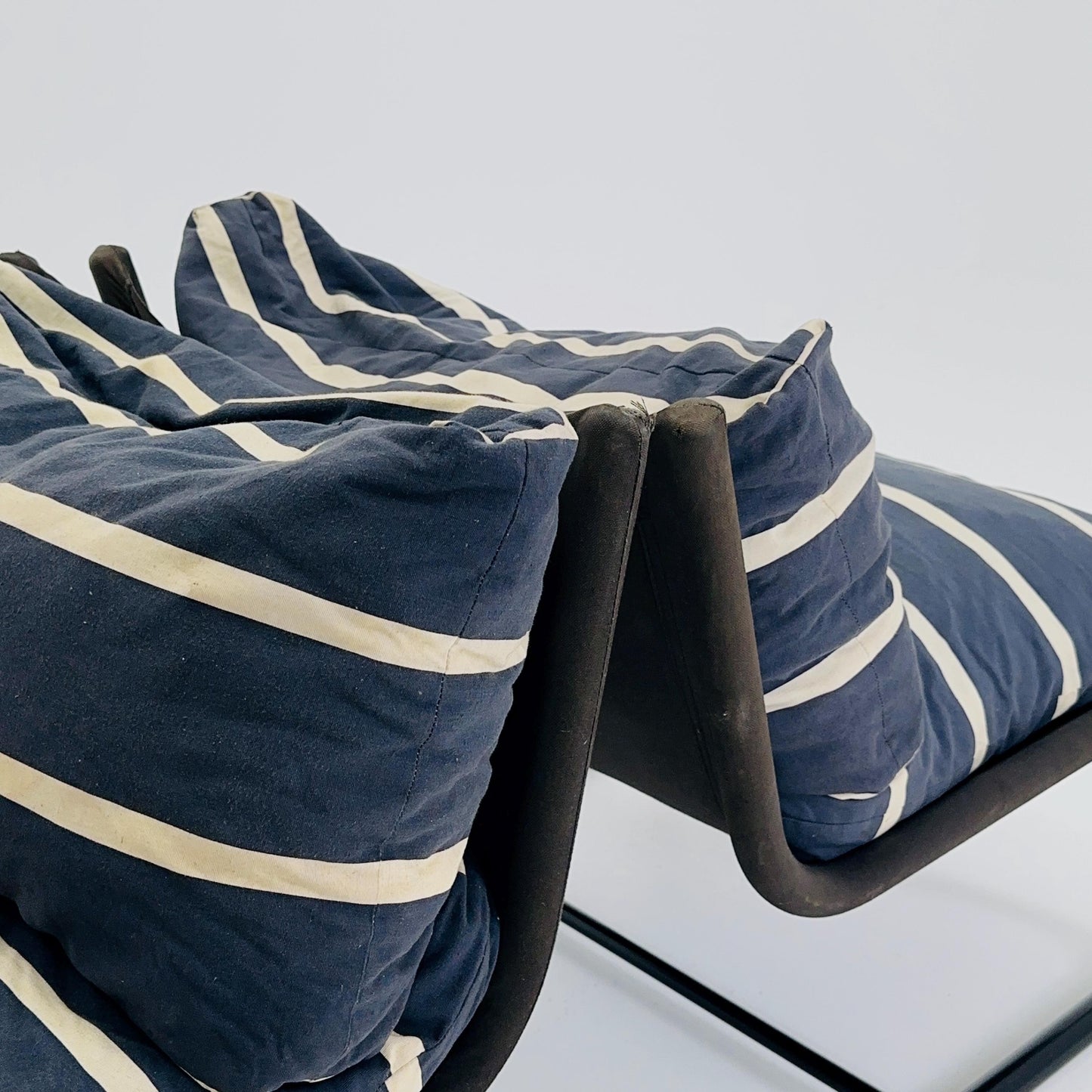 1 of 2 Space Age Stuns Lounge Chairs by Jan Dranger - Johan Huldt for Innovator, Sweden, 1970s
