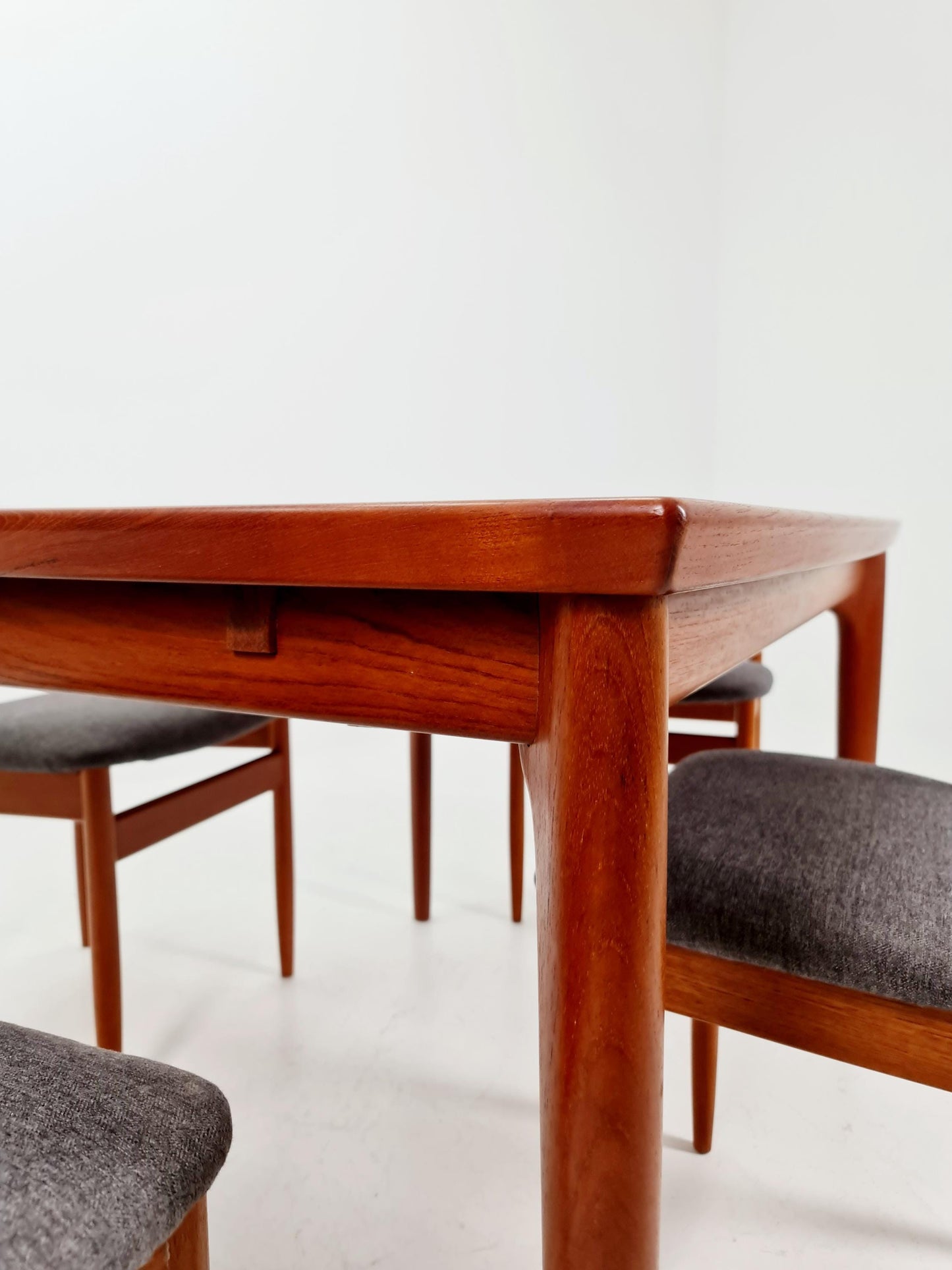 Danish Henning Kjaernulf rectangular teak table with two extension leaves, Denmark 1960s