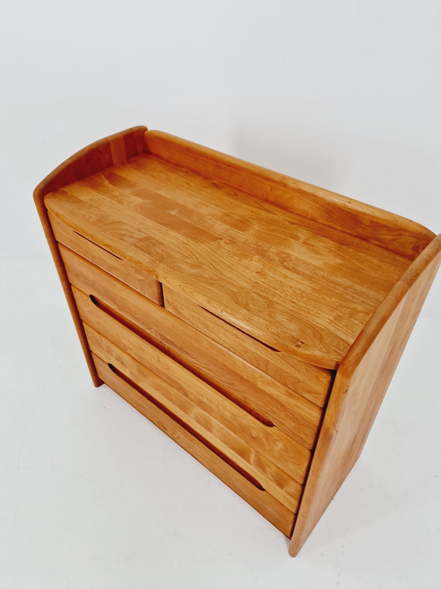 Midcentury danish design chest of drawers Elm Wood 1970s