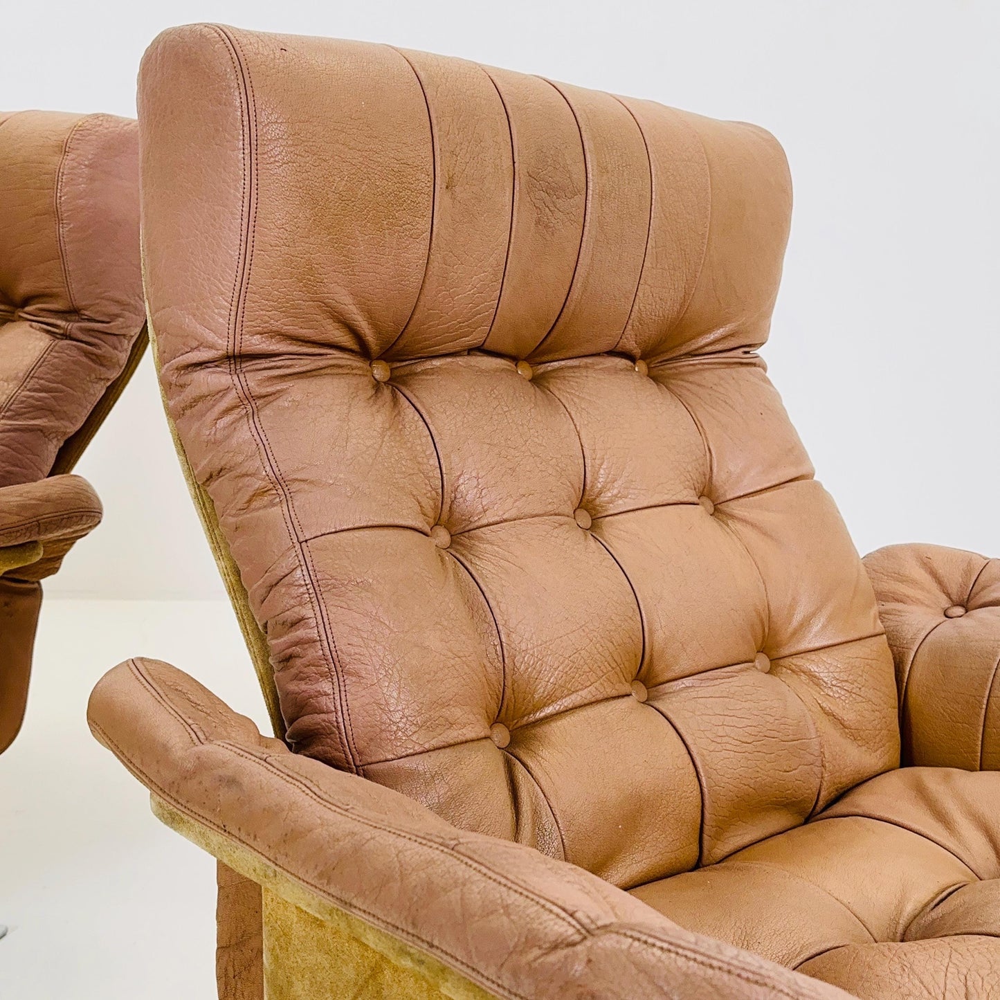 set of 2 Mid century Søren Nissen and Ebbe Gehl Lounge Chairs by Jeki Møbler Denmark 1960s