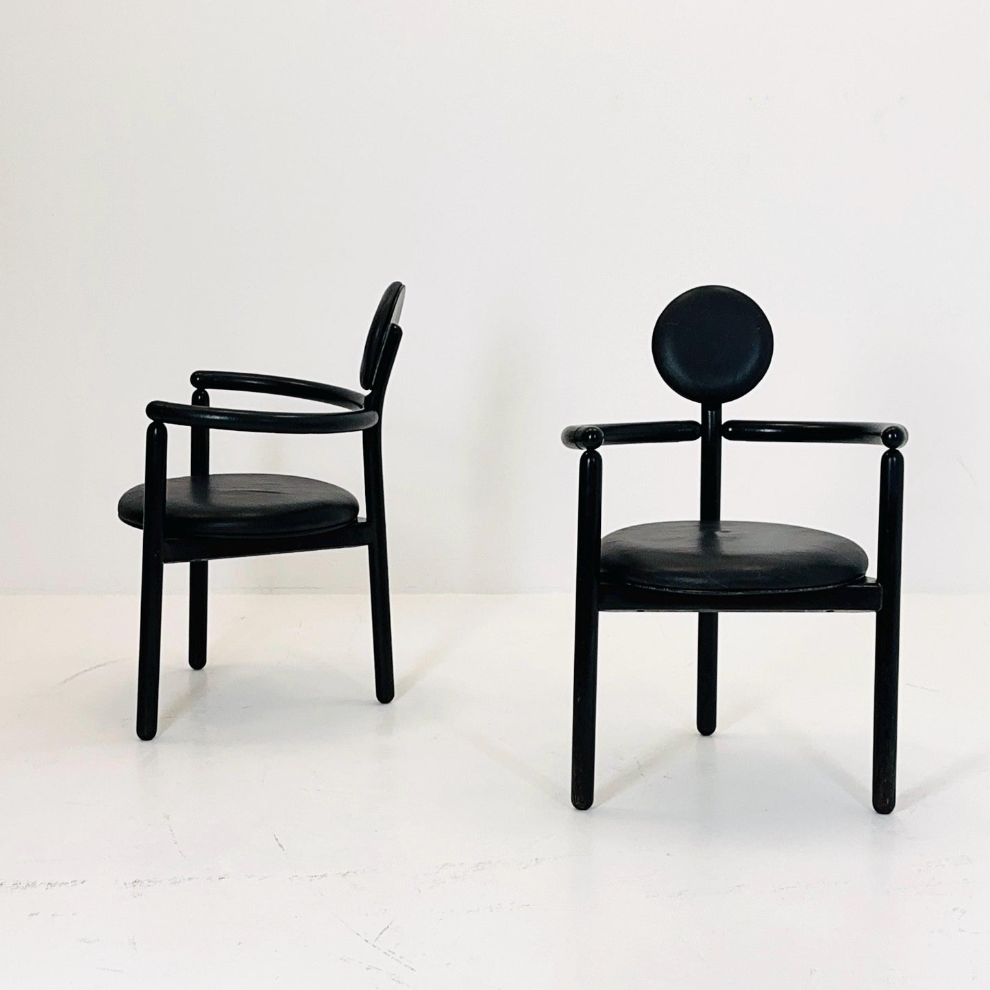 1 of 3 Mid Century Vico Magistretti ‘Pan’ Chair for Rosenthal | Memphis Style | 1980s Germany
