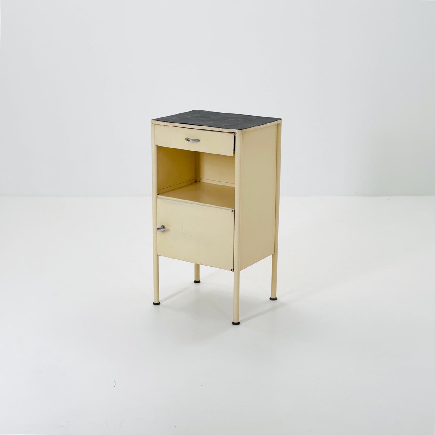 Mid century Bauhaus metal nightstand by Stiegelmeyer in white 1940s Germany