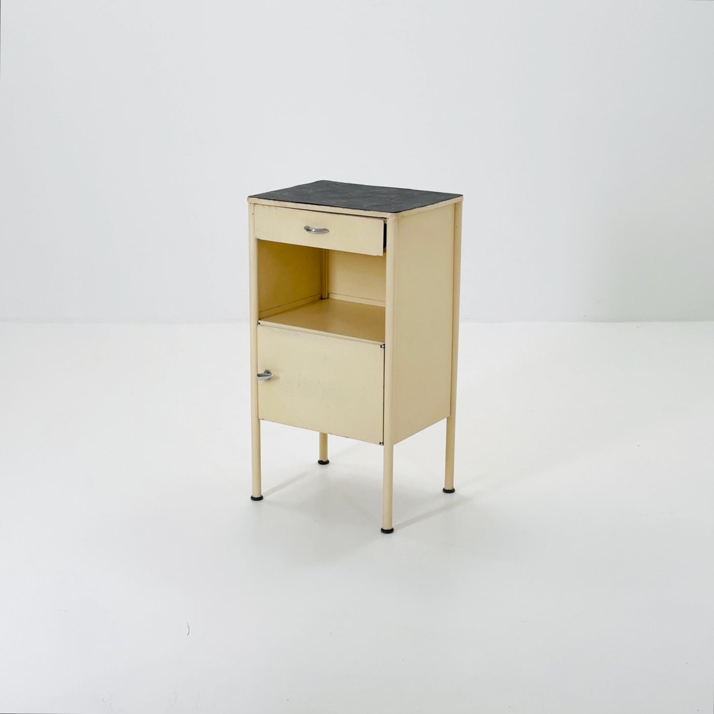 Mid century Bauhaus metal nightstand by Stiegelmeyer in white 1940s Germany