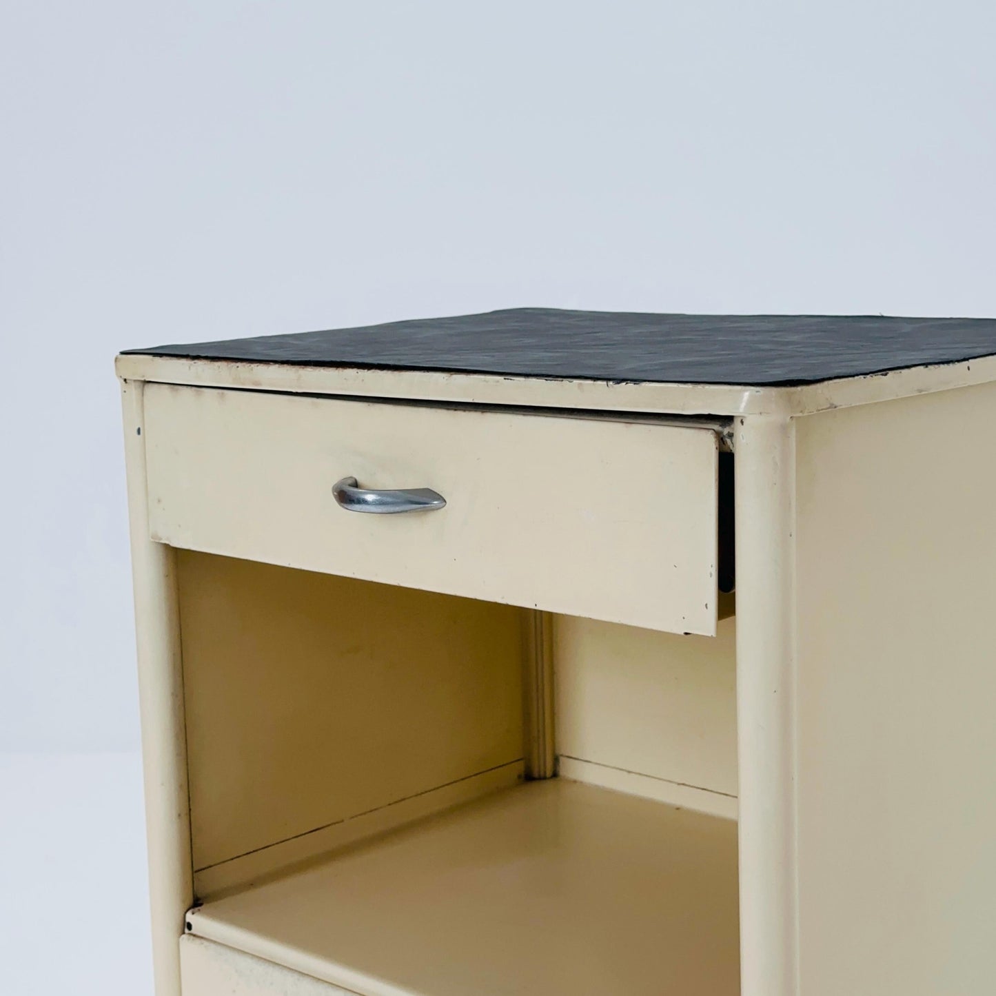 Mid century Bauhaus metal nightstand by Stiegelmeyer in white 1940s Germany