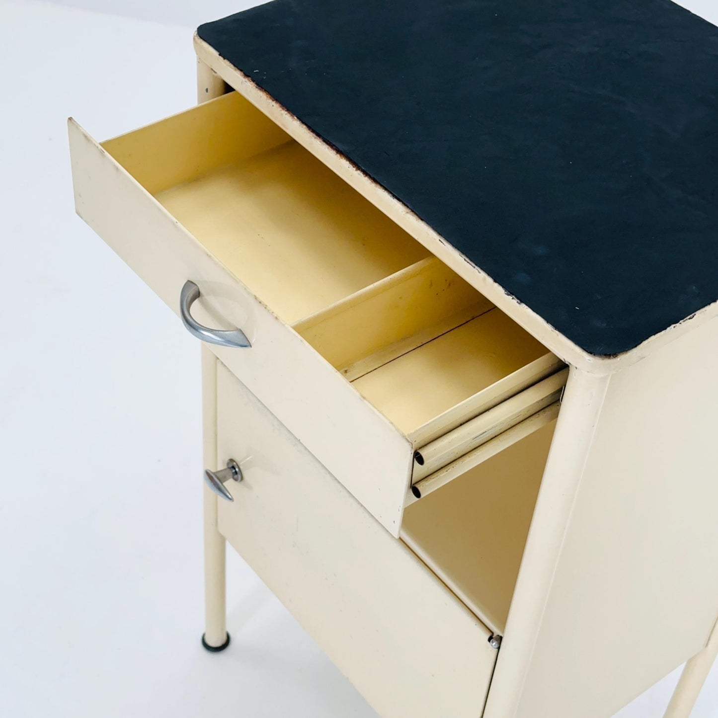 Mid century Bauhaus metal nightstand by Stiegelmeyer in white 1940s Germany